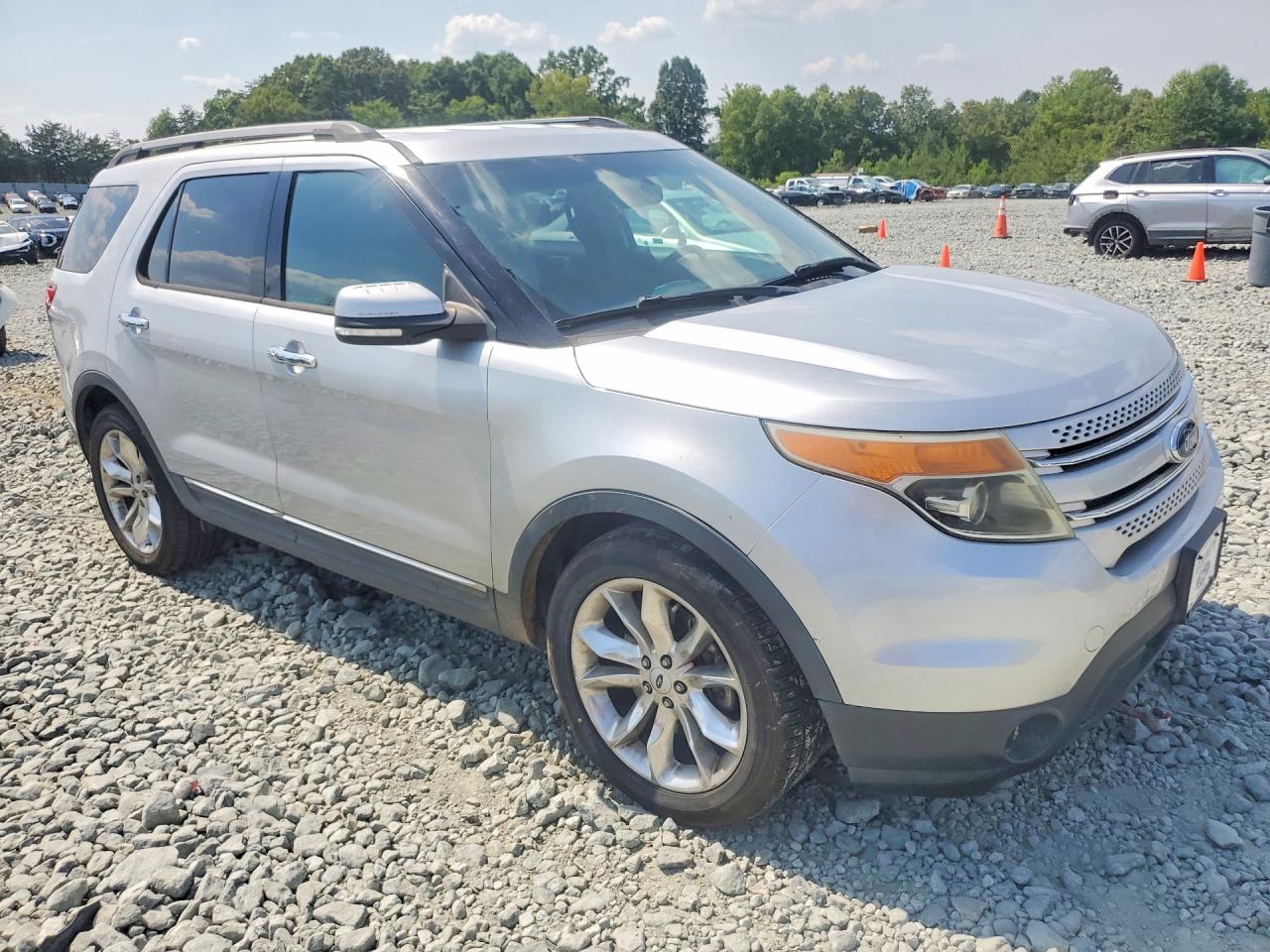 2014 Ford Explorer Limited Silver vin: 1FM5K7F86EGA76497