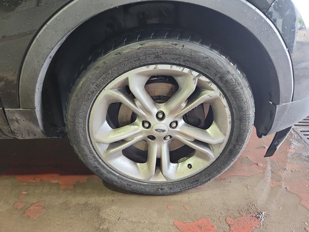 2015 Ford Explorer Limited Black vin: 1FM5K7F86FGA28127 Damage: Right Front Wheel, Curb Rash, > 12 Inches