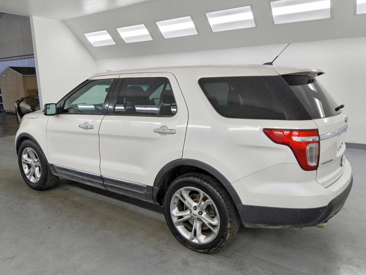 2015 Ford Explorer Limited White vin: 1FM5K7F86FGA70877