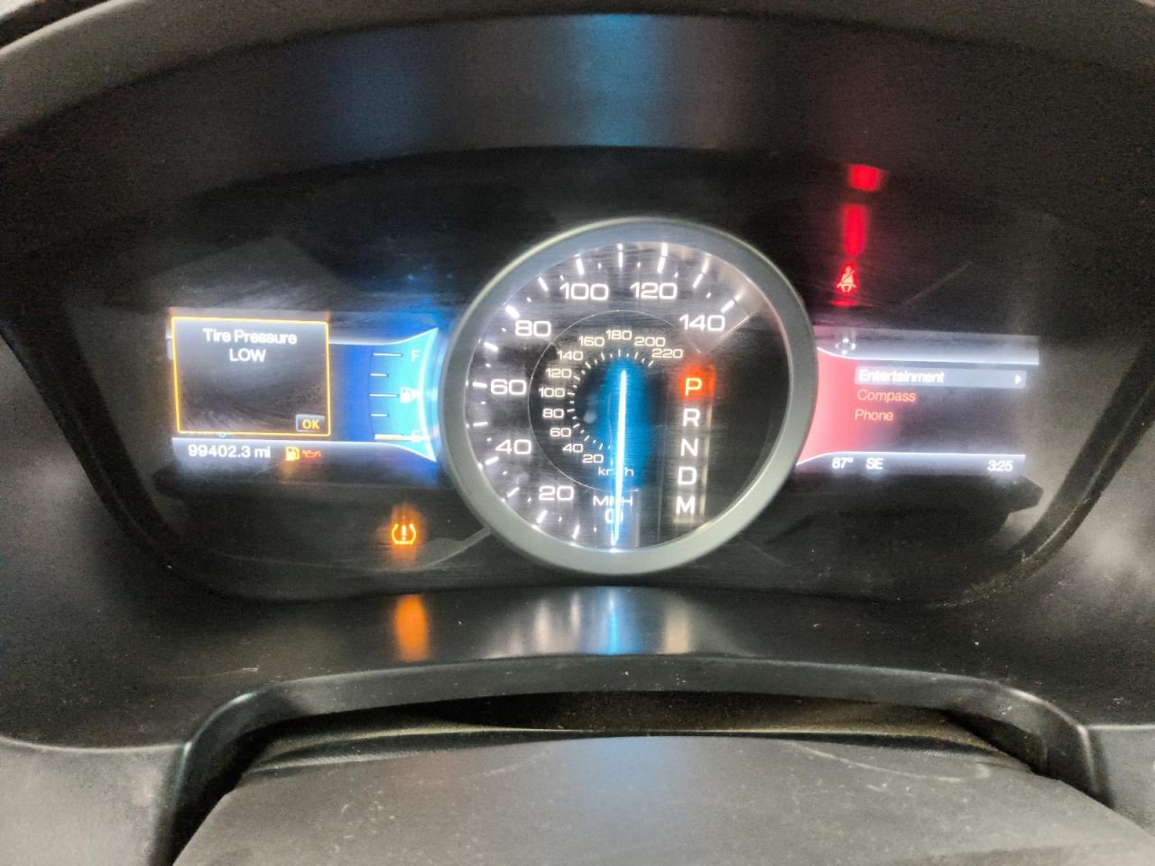 2015 Ford Explorer Limited White vin: 1FM5K7F86FGA70877 Damage: Warning Light - Oil, On, Unacceptable