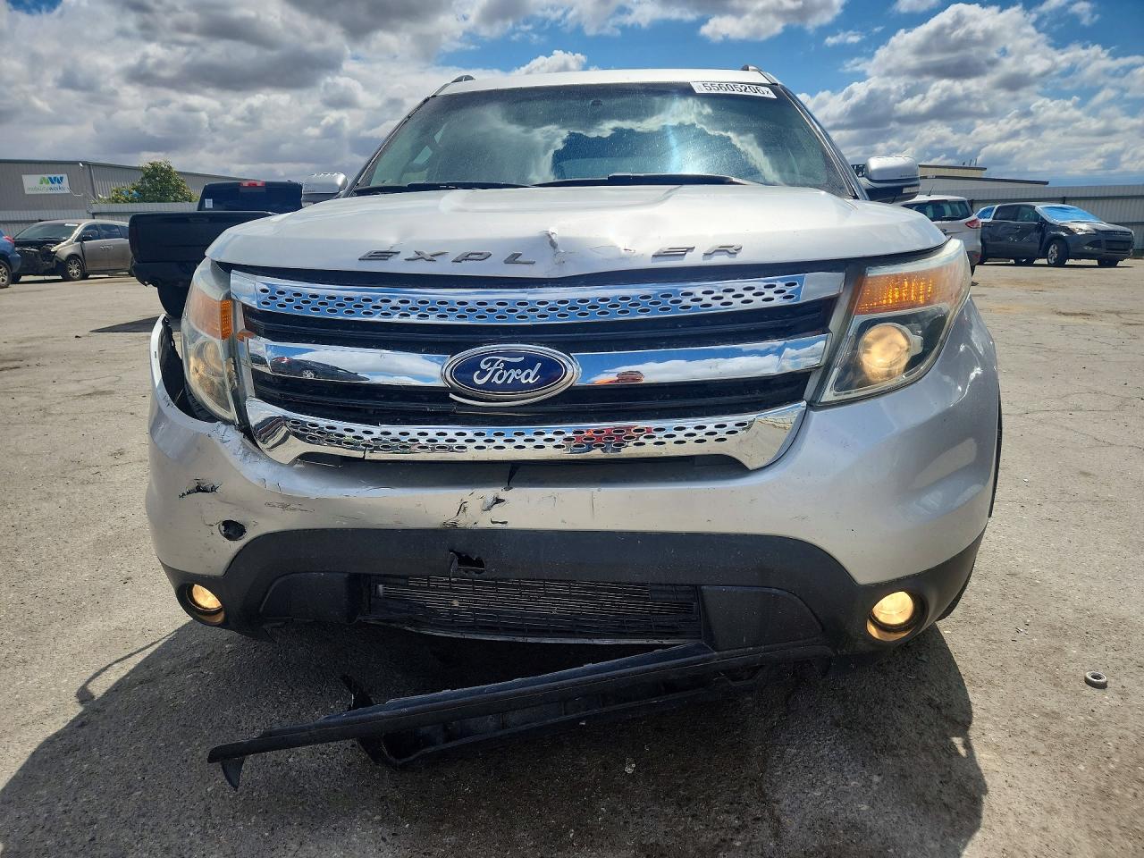 2015 Ford Explorer Limited Silver vin: 1FM5K7F86FGB26610