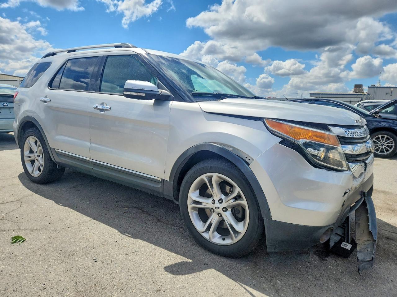 2015 Ford Explorer Limited Silver vin: 1FM5K7F86FGB26610