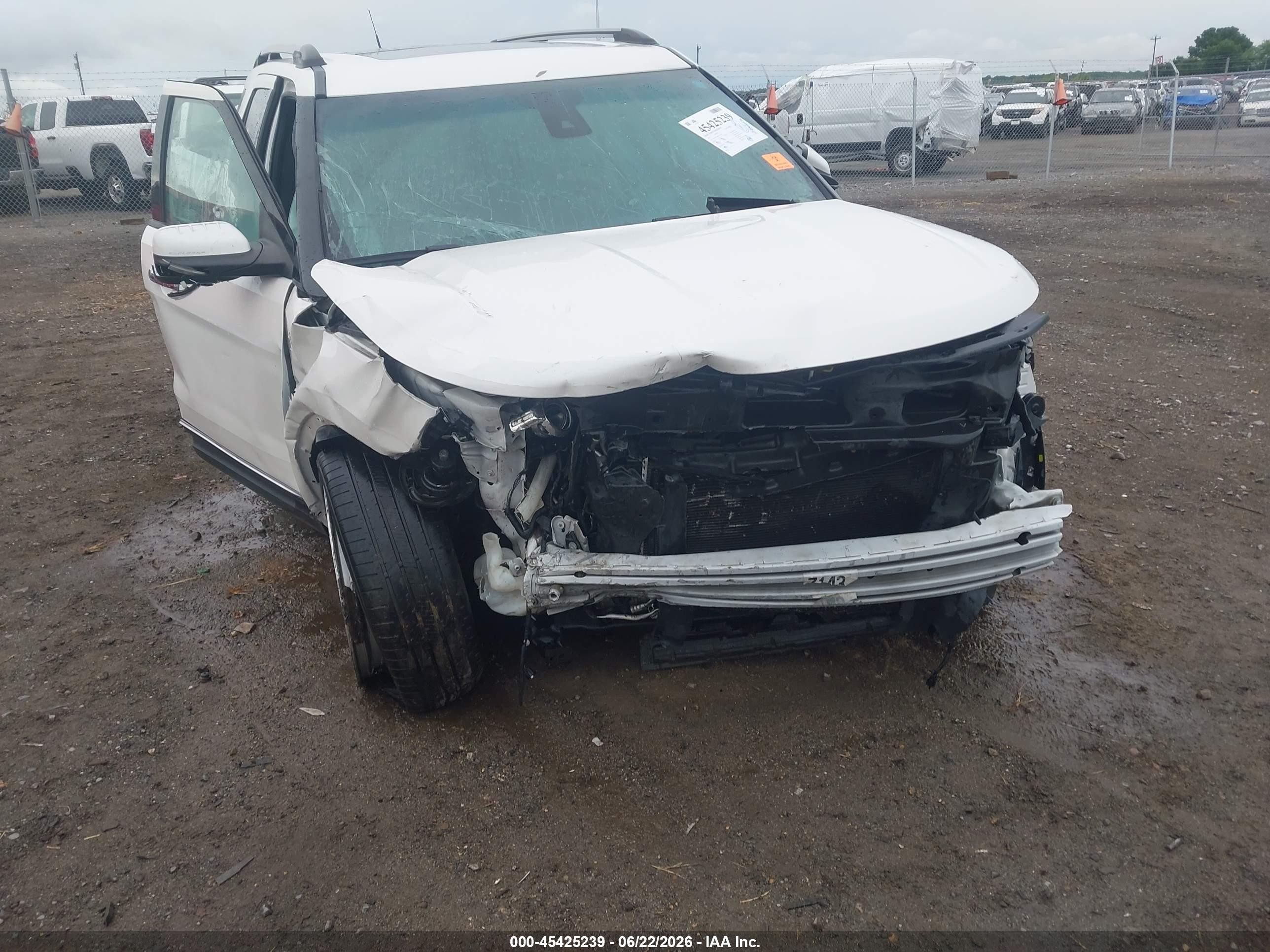 2015 Ford Explorer Limited White vin: 1FM5K7F86FGC57584