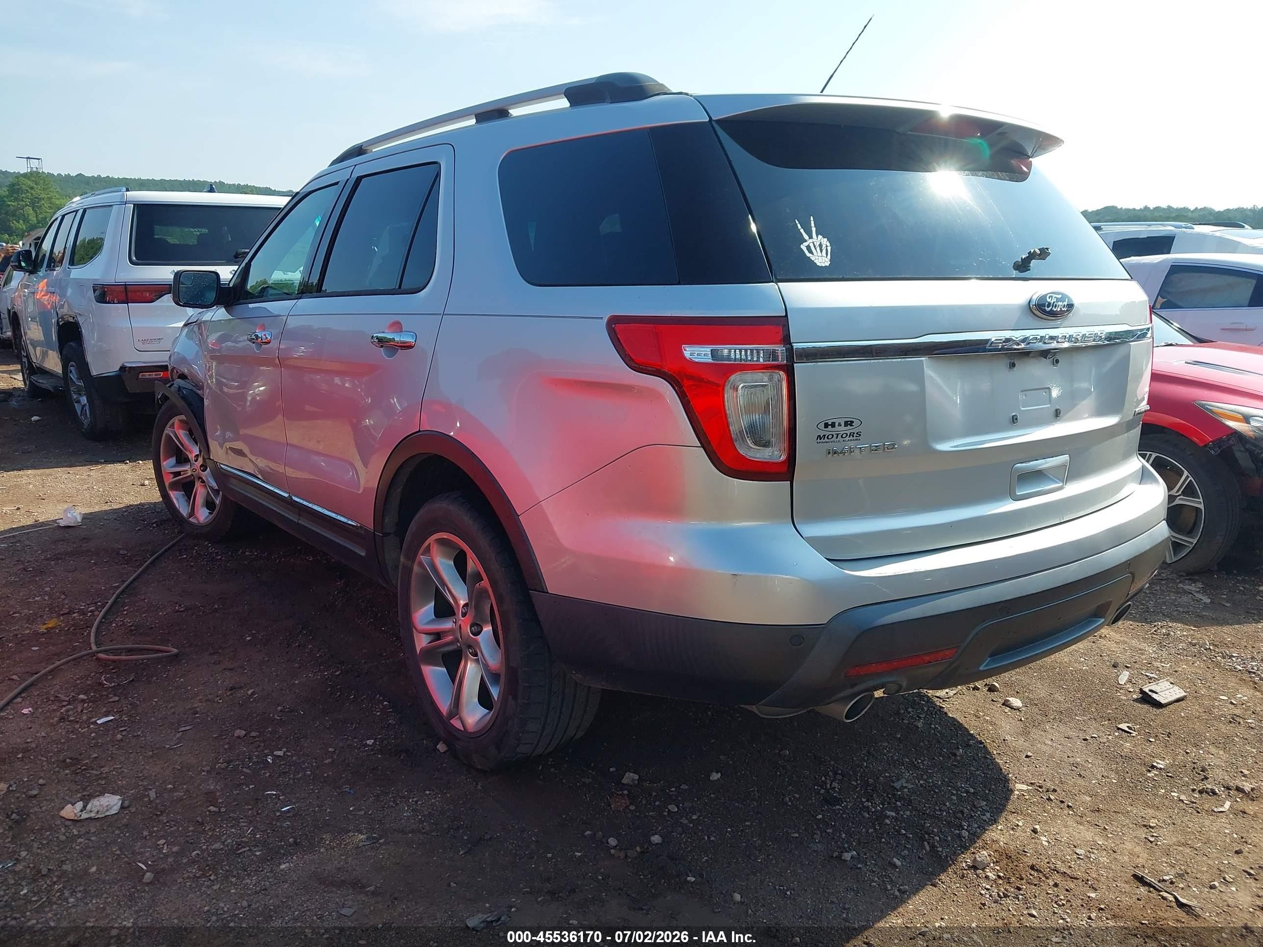 2014 Ford Explorer Limited Серебряный vin: 1FM5K7F87EGB64443