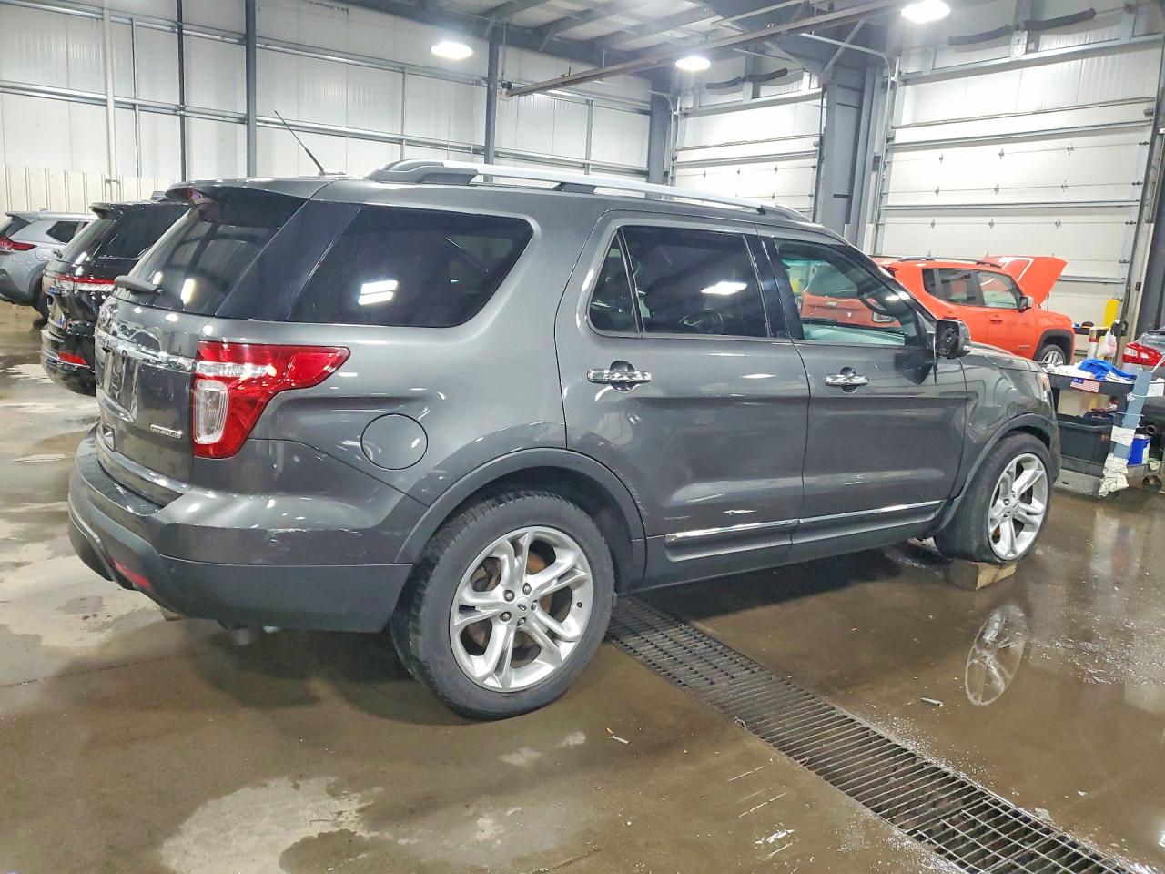 2015 Ford Explorer Limited Серый vin: 1FM5K7F87FGB65531