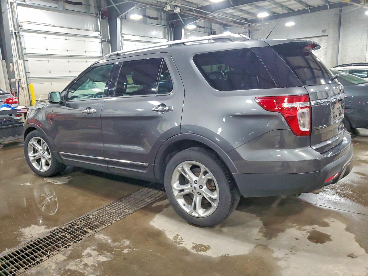2015 Ford Explorer Limited Серый vin: 1FM5K7F87FGB65531