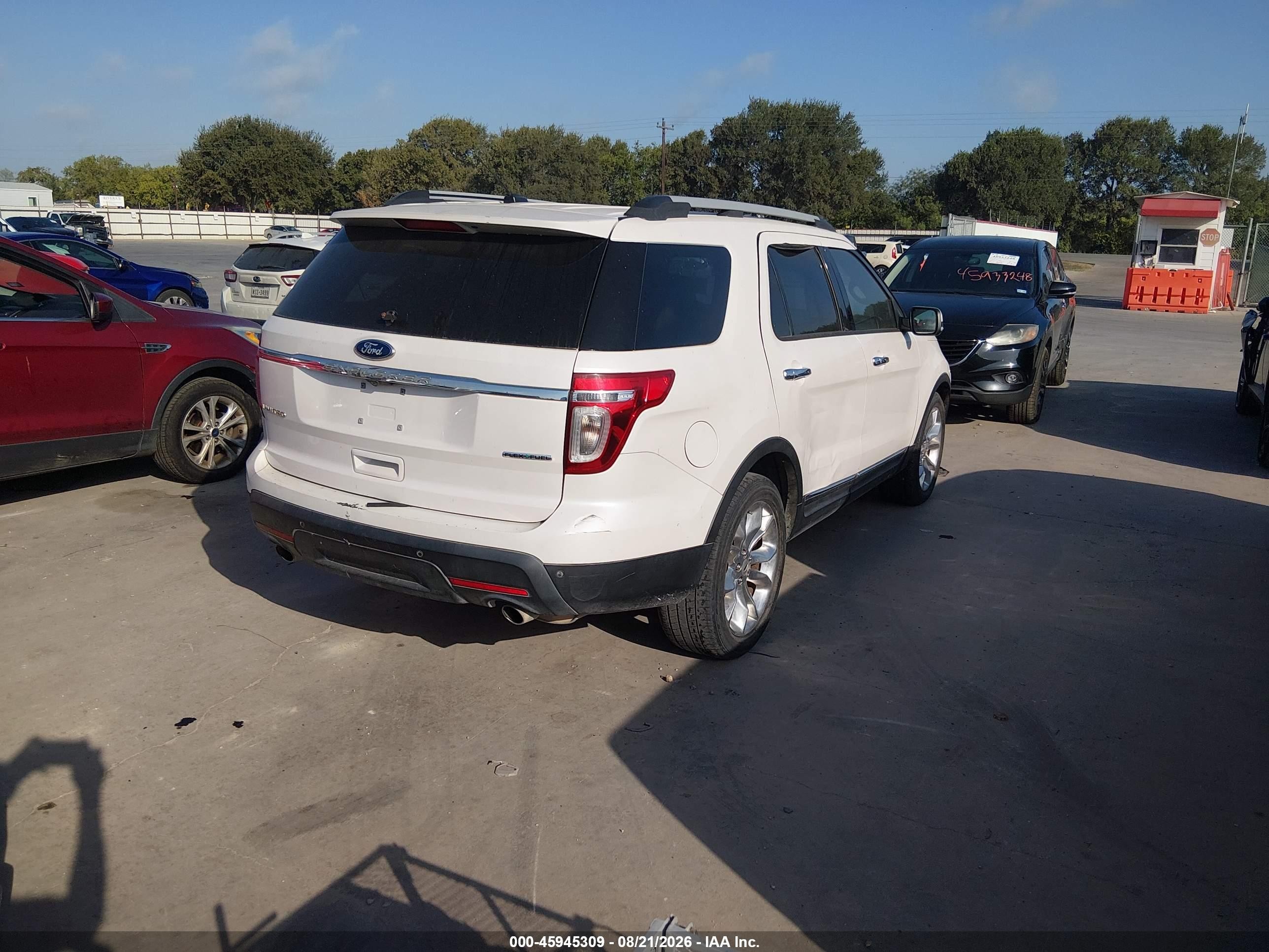2015 Ford Explorer Limited White vin: 1FM5K7F87FGB80272