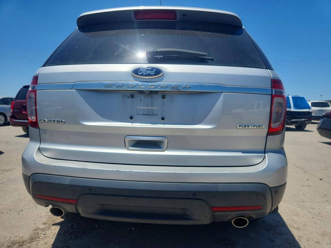 2015 Ford Explorer Limited Silver vin: 1FM5K7F87FGC06773