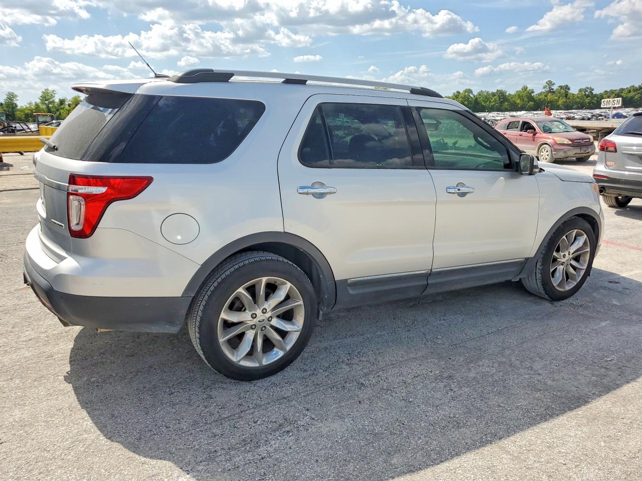 2013 Ford Explorer Limited Silver vin: 1FM5K7F88DGA30233