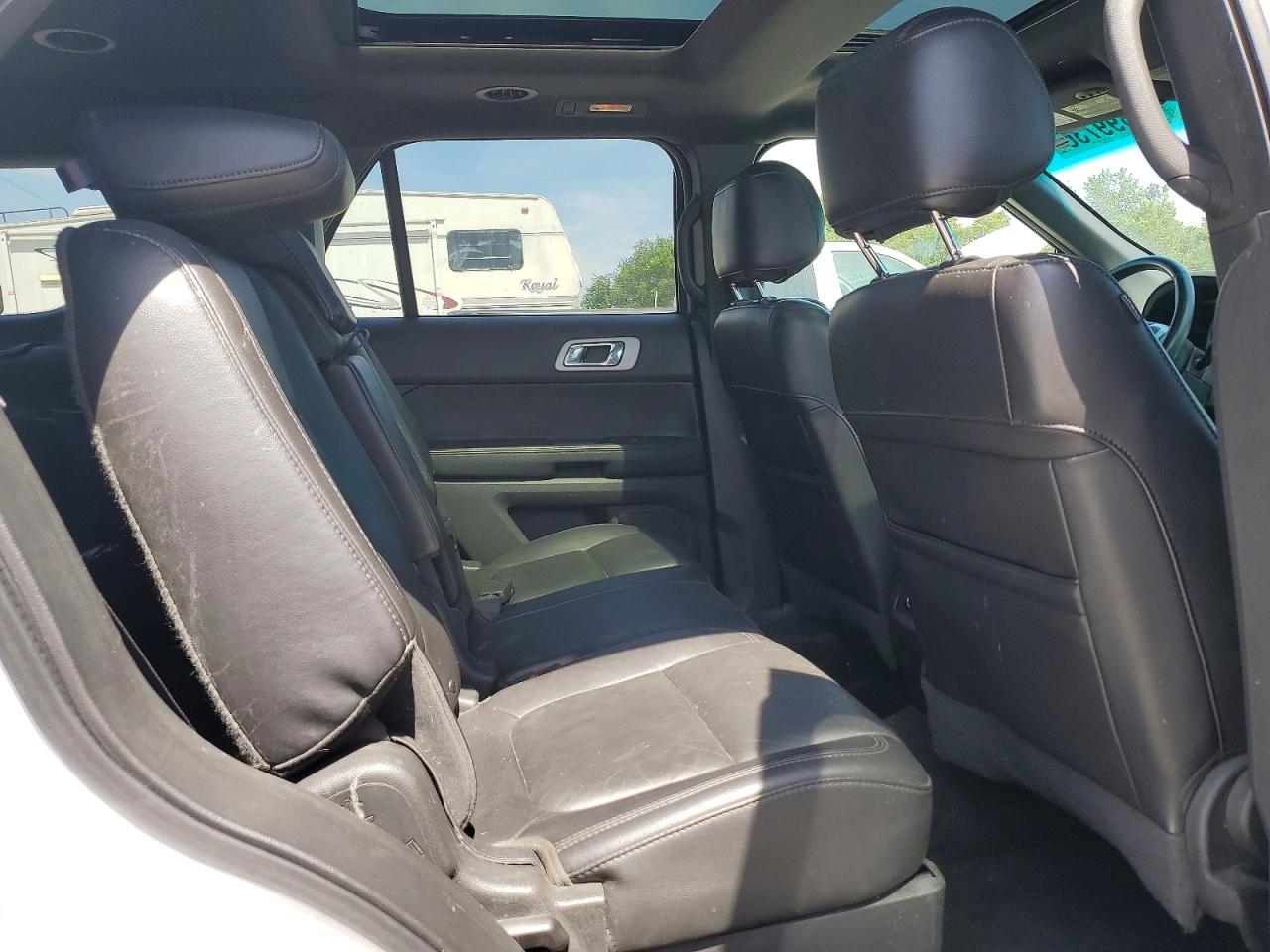 2014 Ford Explorer Limited Silver vin: 1FM5K7F88EGA64626