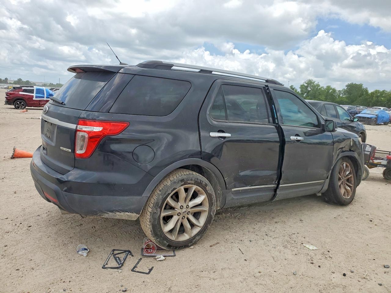 2014 Ford Explorer Limited Черный vin: 1FM5K7F88EGC22303