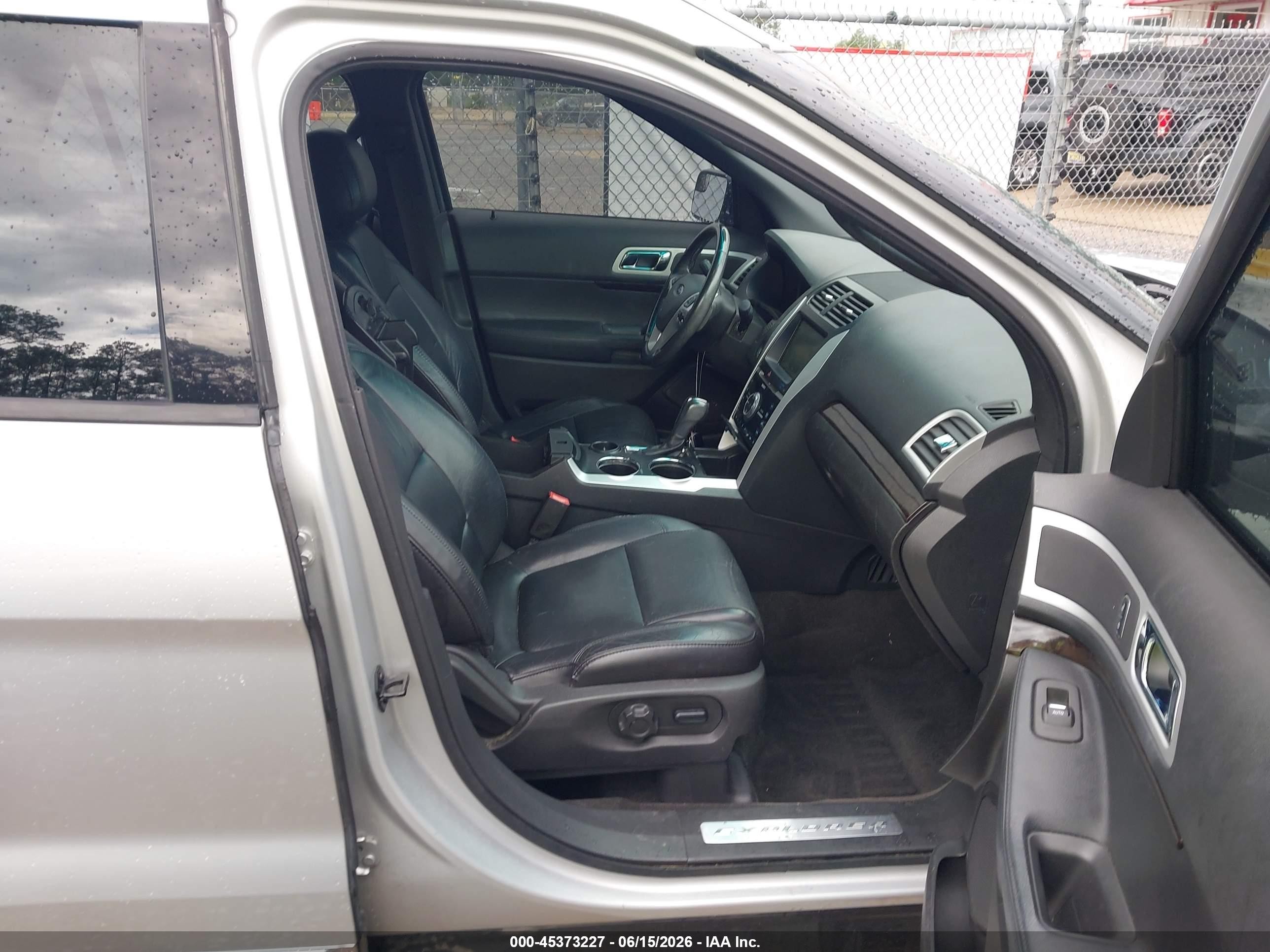 2013 Ford Explorer Limited Silver vin: 1FM5K7F89DGA94281