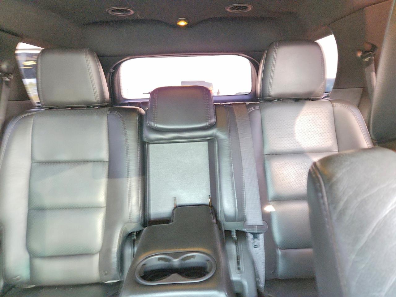 2014 Ford Explorer Limited Серебряный vin: 1FM5K7F89EGA37483