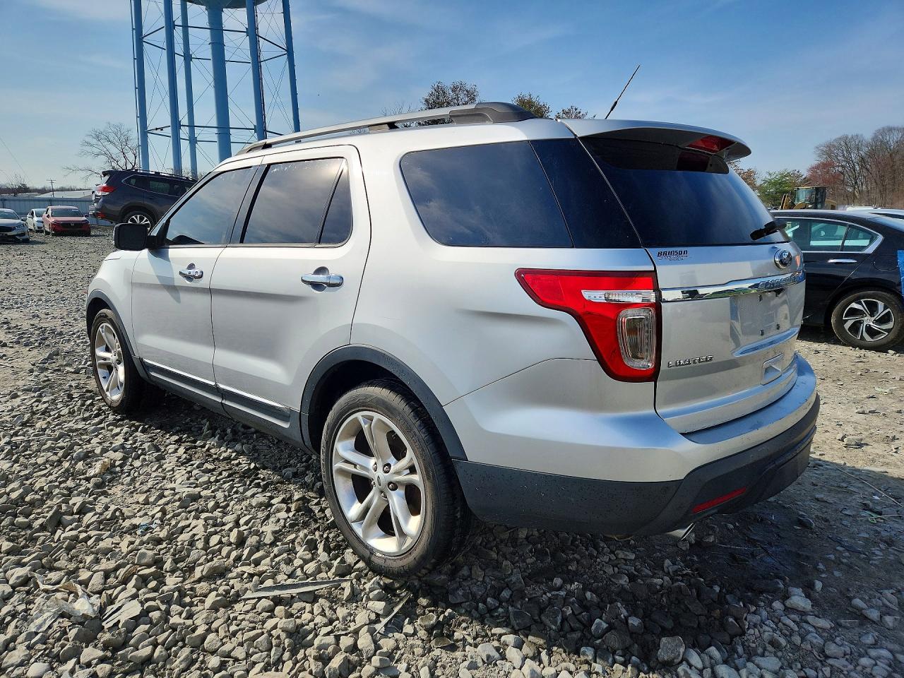 2014 Ford Explorer Limited Серебряный vin: 1FM5K7F89EGA37483