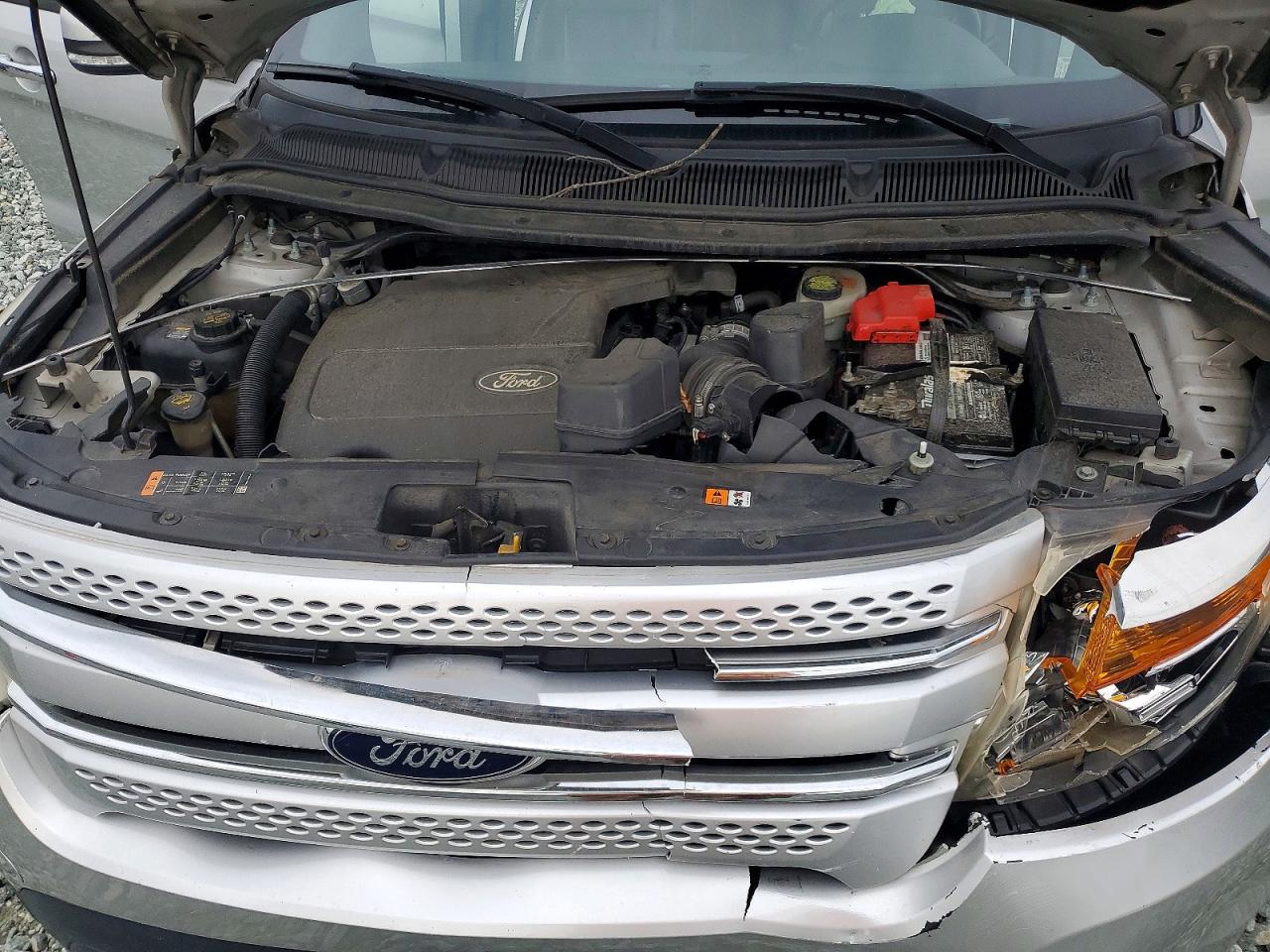 2015 Ford Explorer Limited Серебряный vin: 1FM5K7F89FGA34987