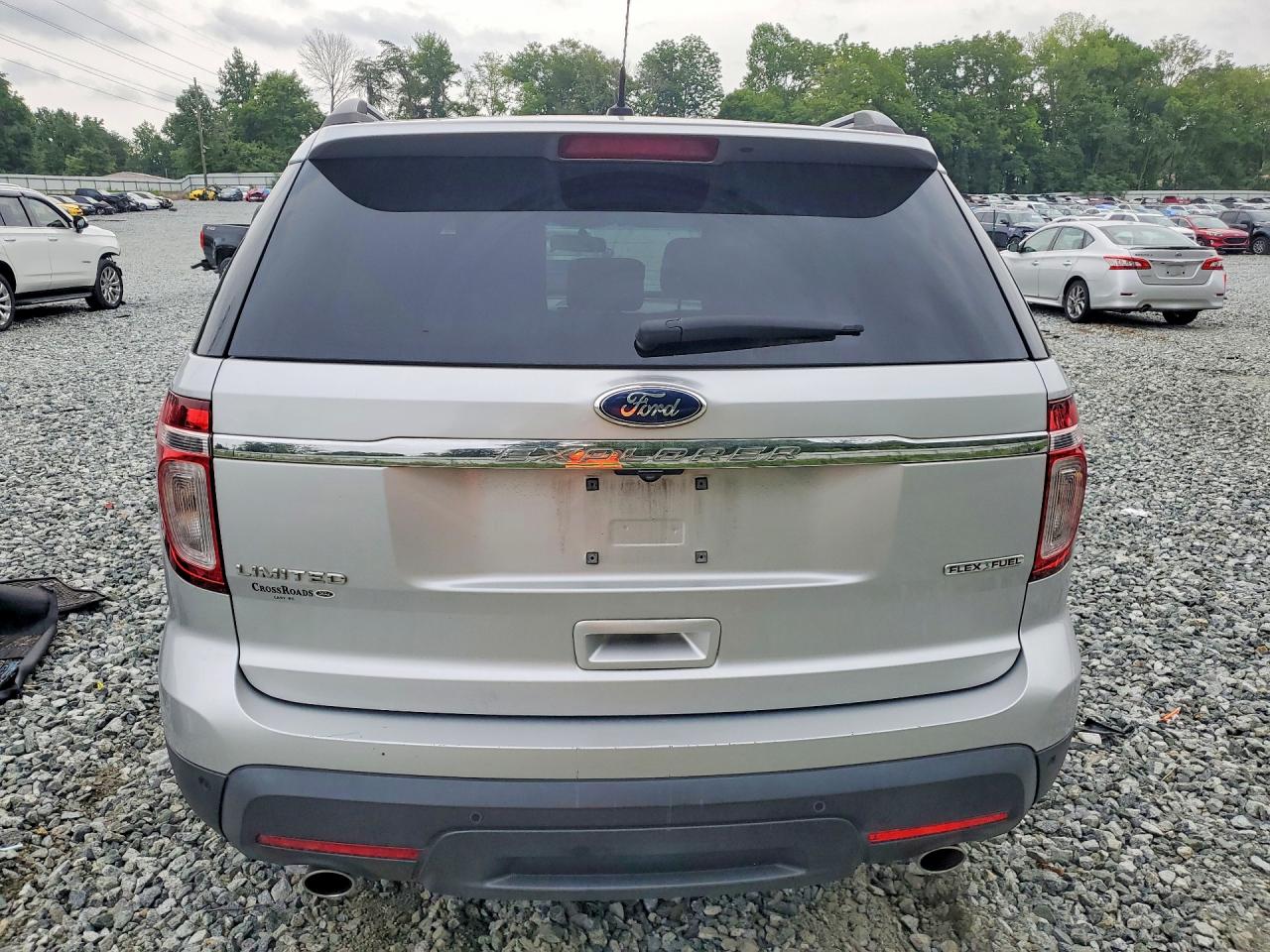 2015 Ford Explorer Limited Серебряный vin: 1FM5K7F89FGA34987