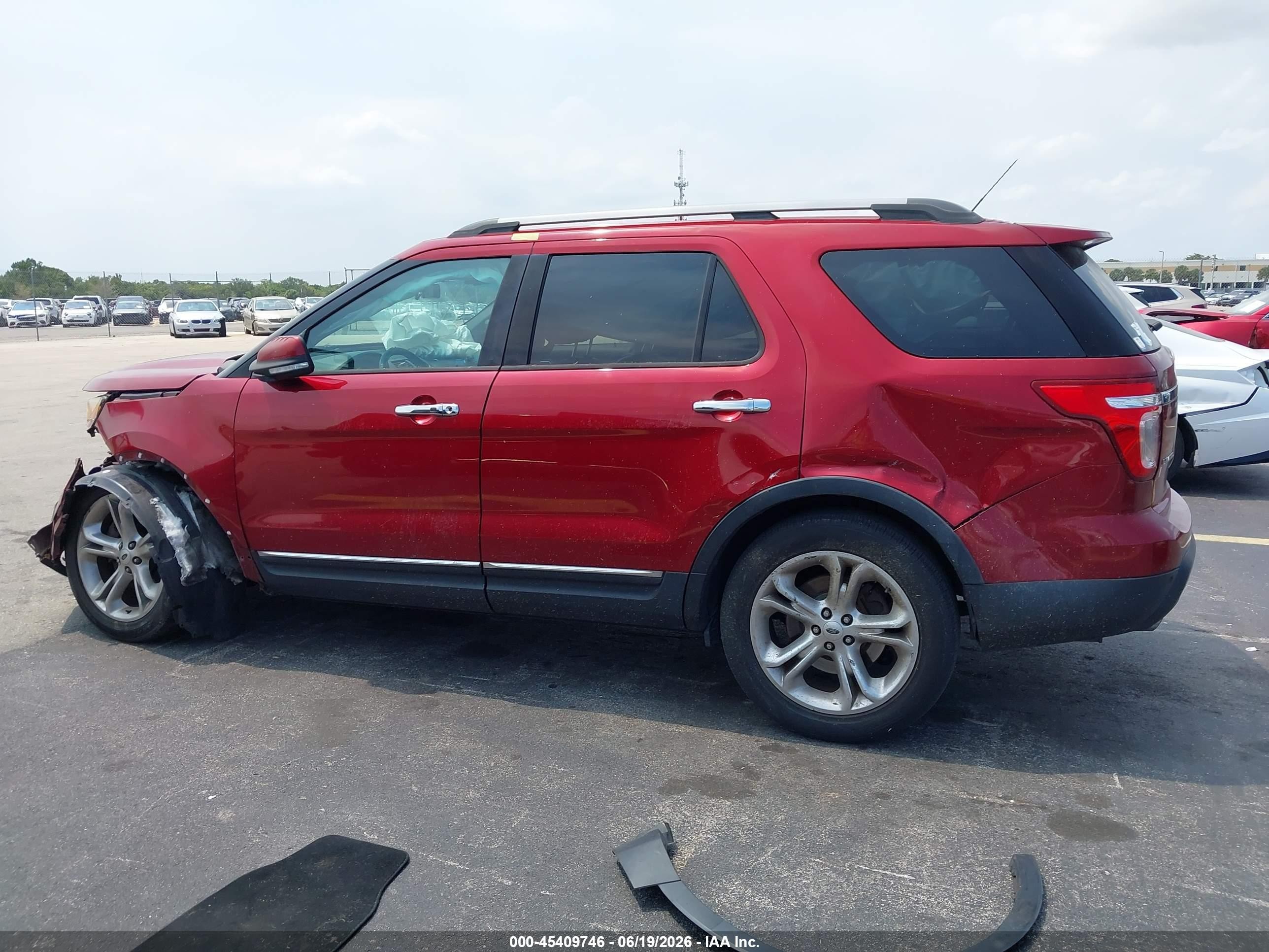2015 Ford Explorer Limited Red vin: 1FM5K7F89FGA89701