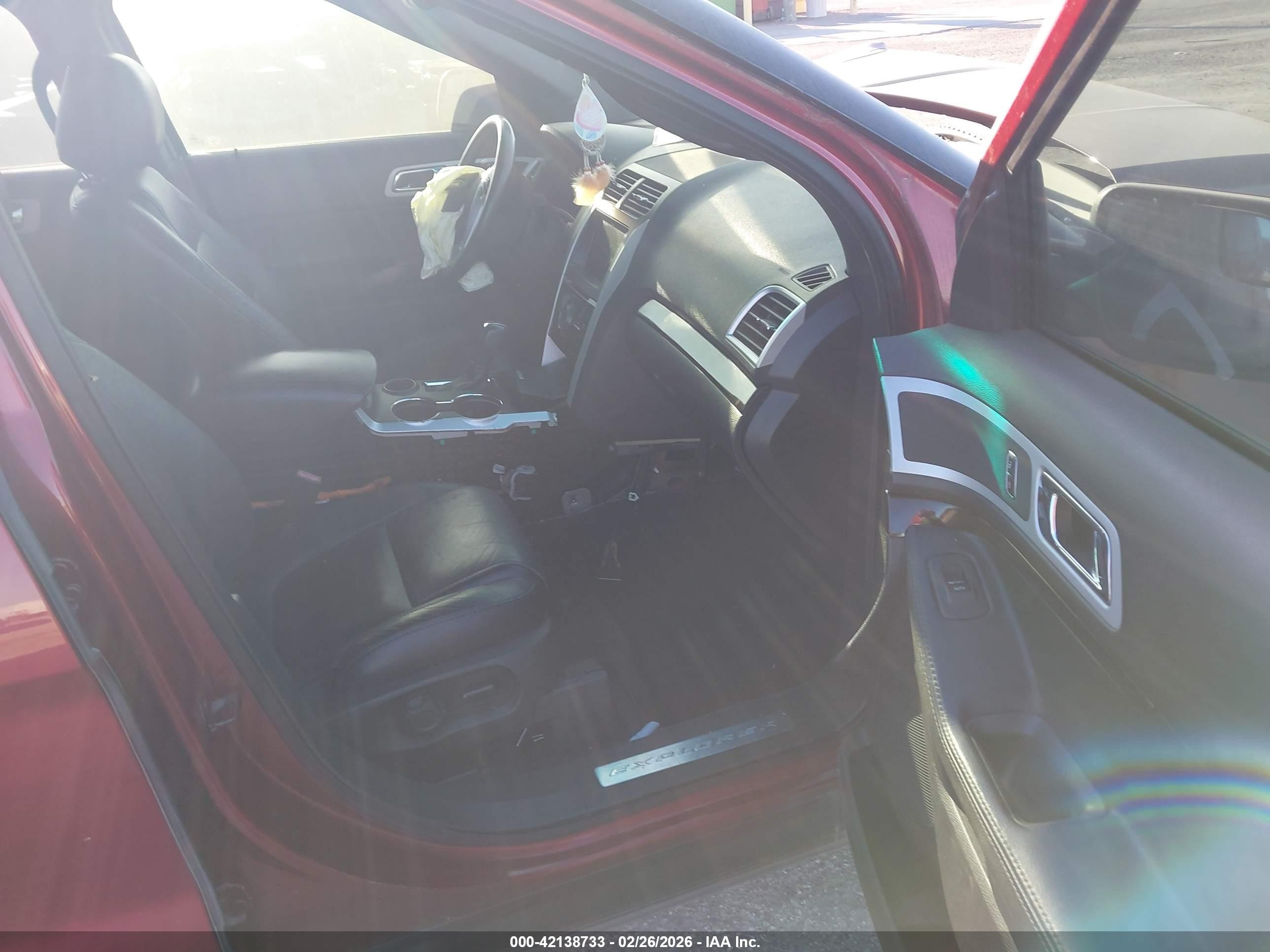 2015 Ford Explorer Limited Красный vin: 1FM5K7F89FGA94669