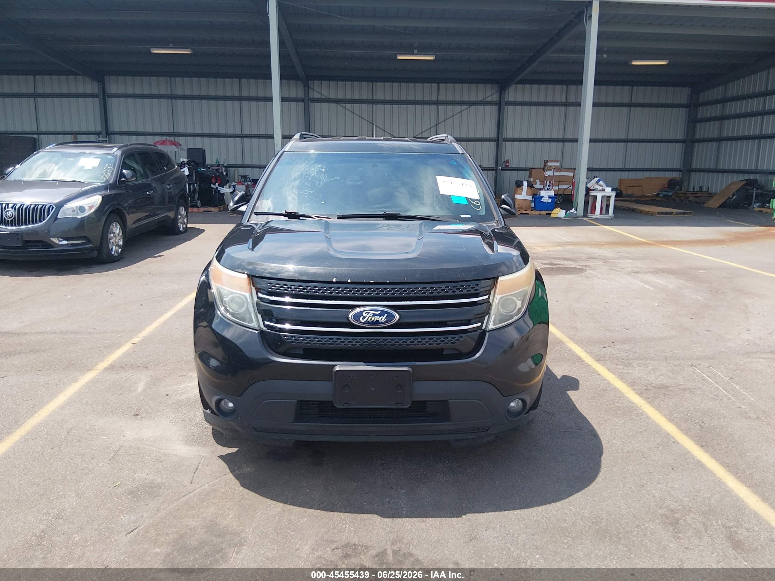 2015 Ford Explorer Limited Черный vin: 1FM5K7F89FGC69132