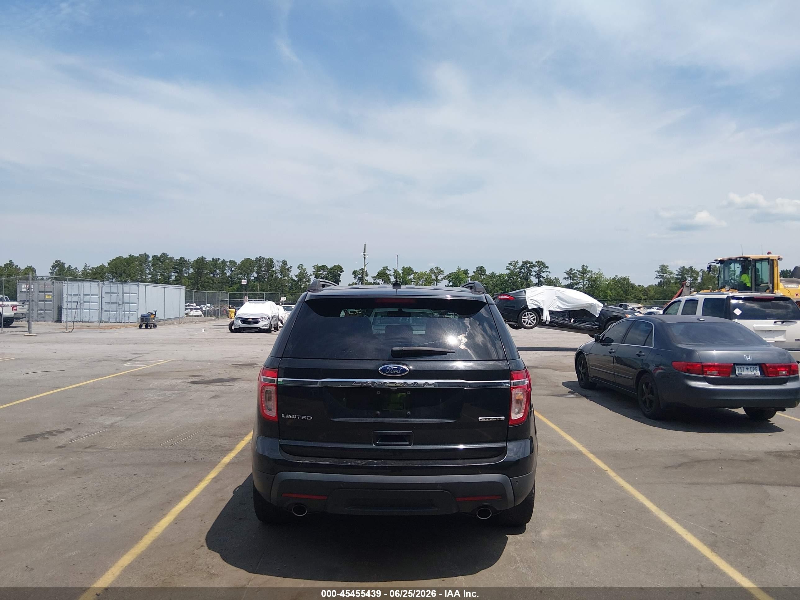2015 Ford Explorer Limited Черный vin: 1FM5K7F89FGC69132