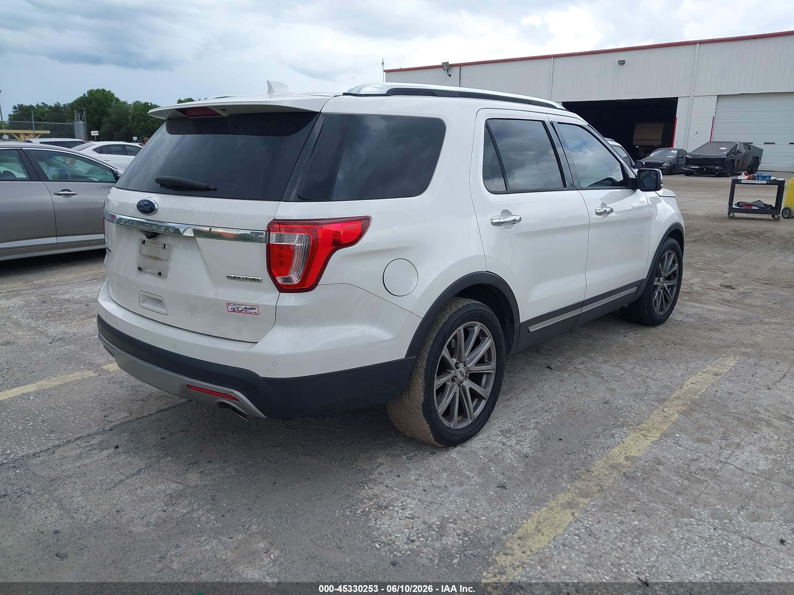 2016 Ford Explorer Limited White vin: 1FM5K7F89GGA99081