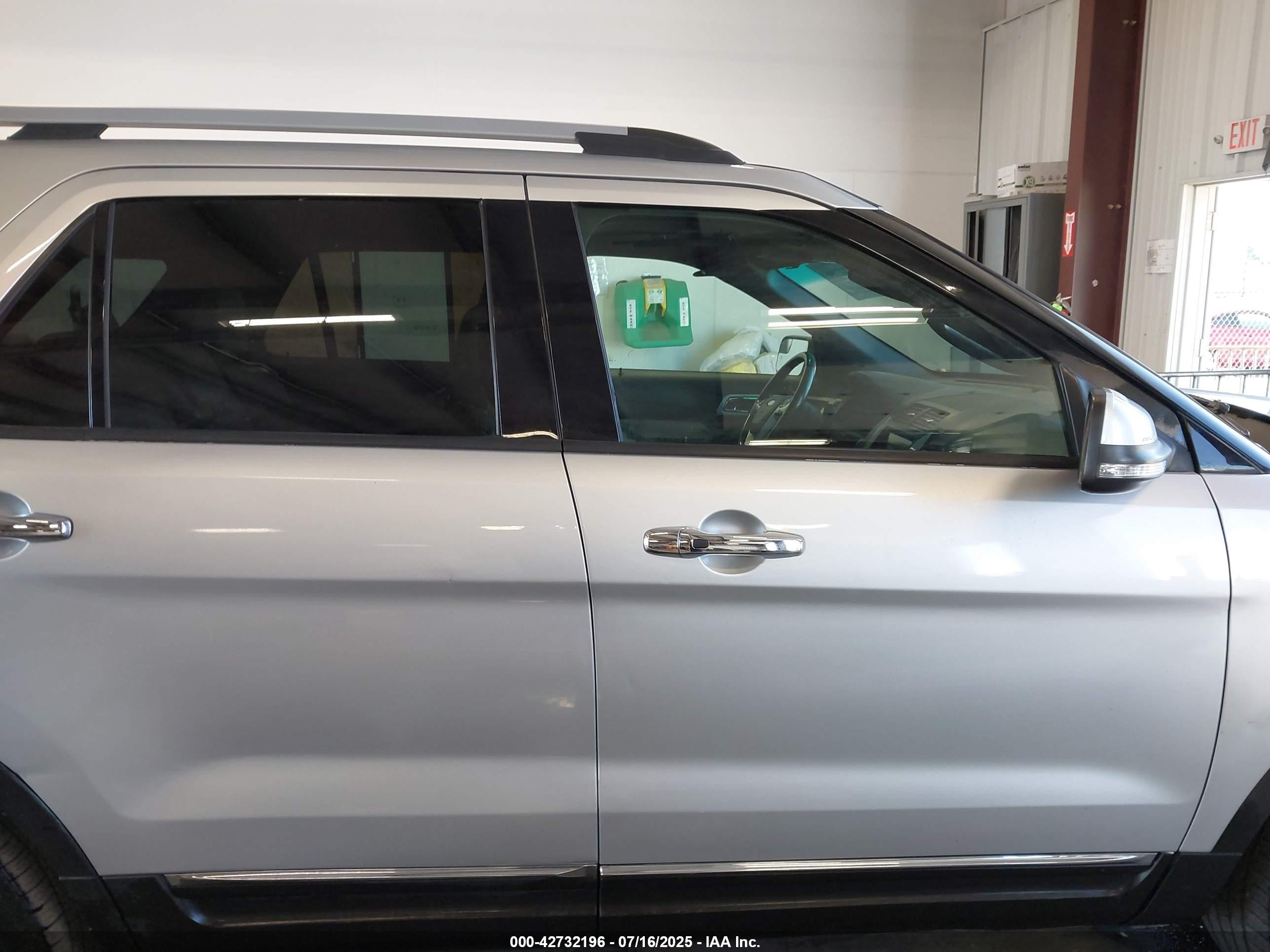 2013 Ford Explorer Limited Silver vin: 1FM5K7F8XDGC62574