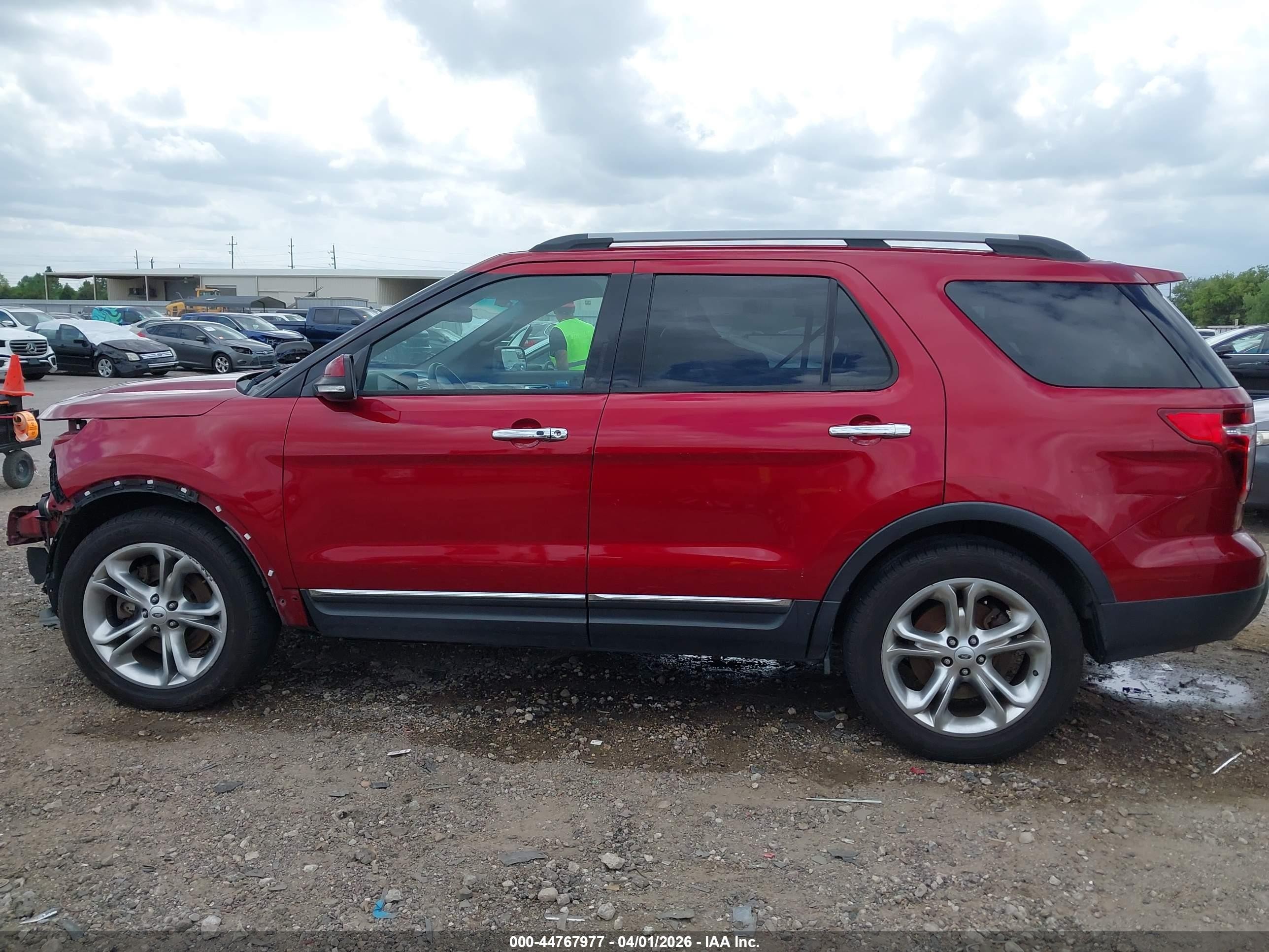 2014 Ford Explorer Limited Red vin: 1FM5K7F8XEGA37346