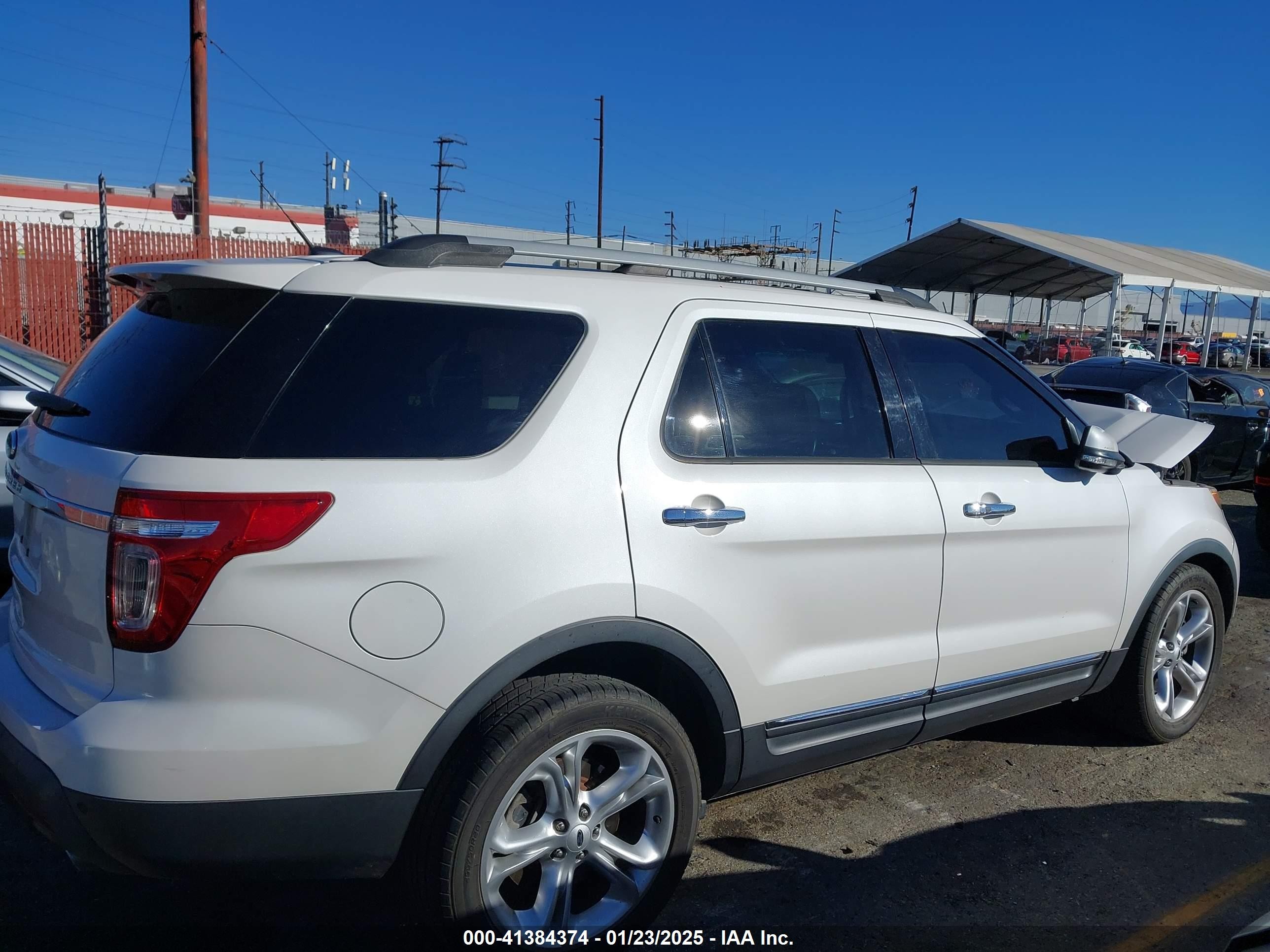 2015 Ford Explorer Limited White vin: 1FM5K7F8XFGA09032