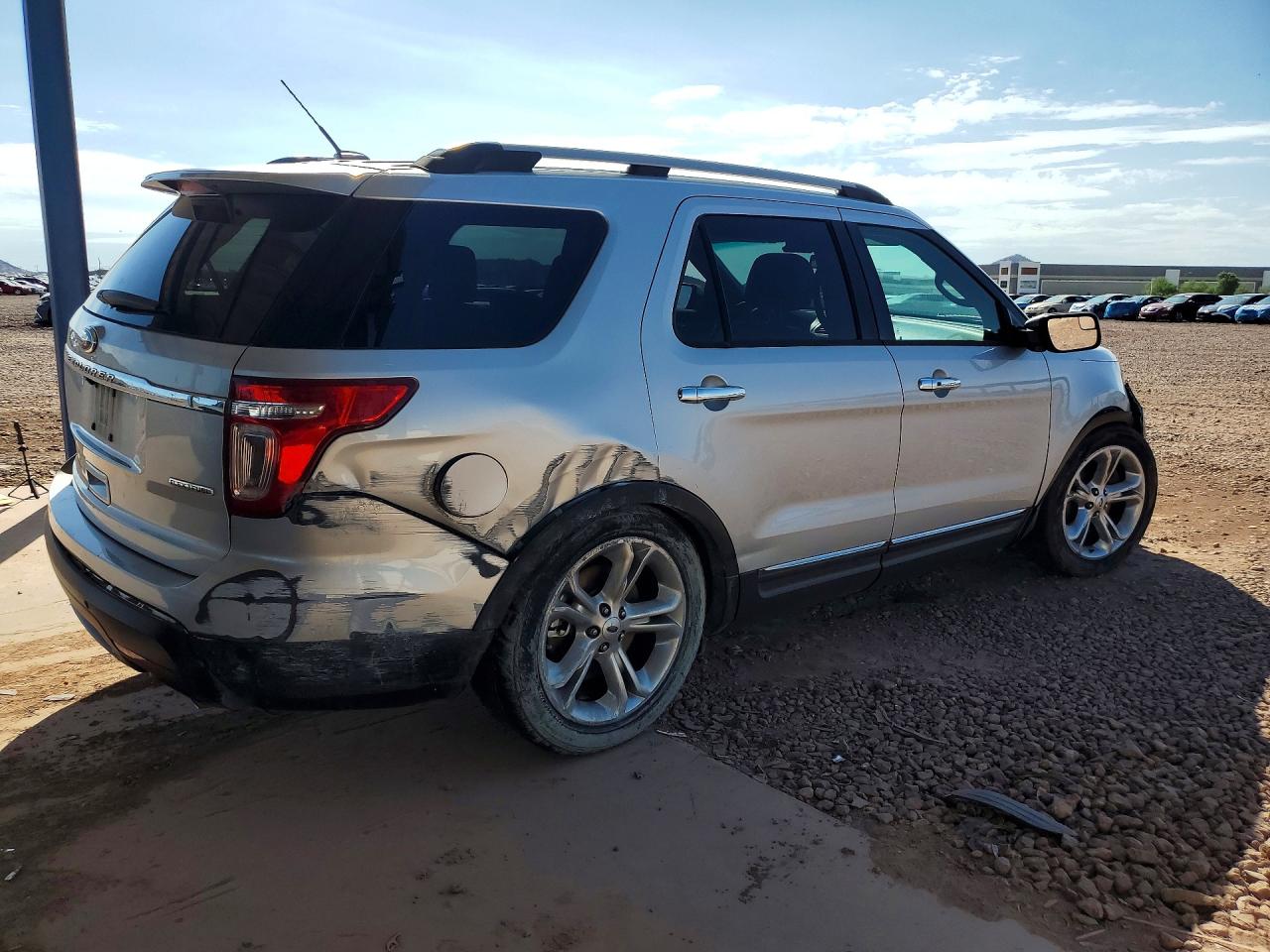 2015 Ford Explorer Limited Silver vin: 1FM5K7F8XFGA46551