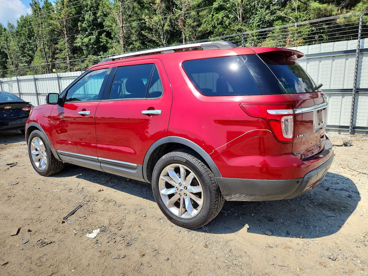 2015 Ford Explorer Limited Red vin: 1FM5K7F96FGA07187