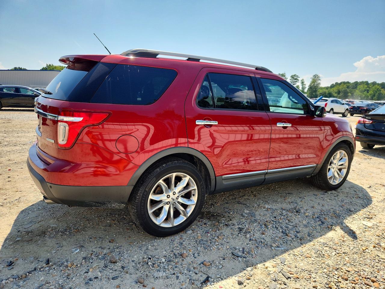 2015 Ford Explorer Limited Red vin: 1FM5K7F96FGA07187