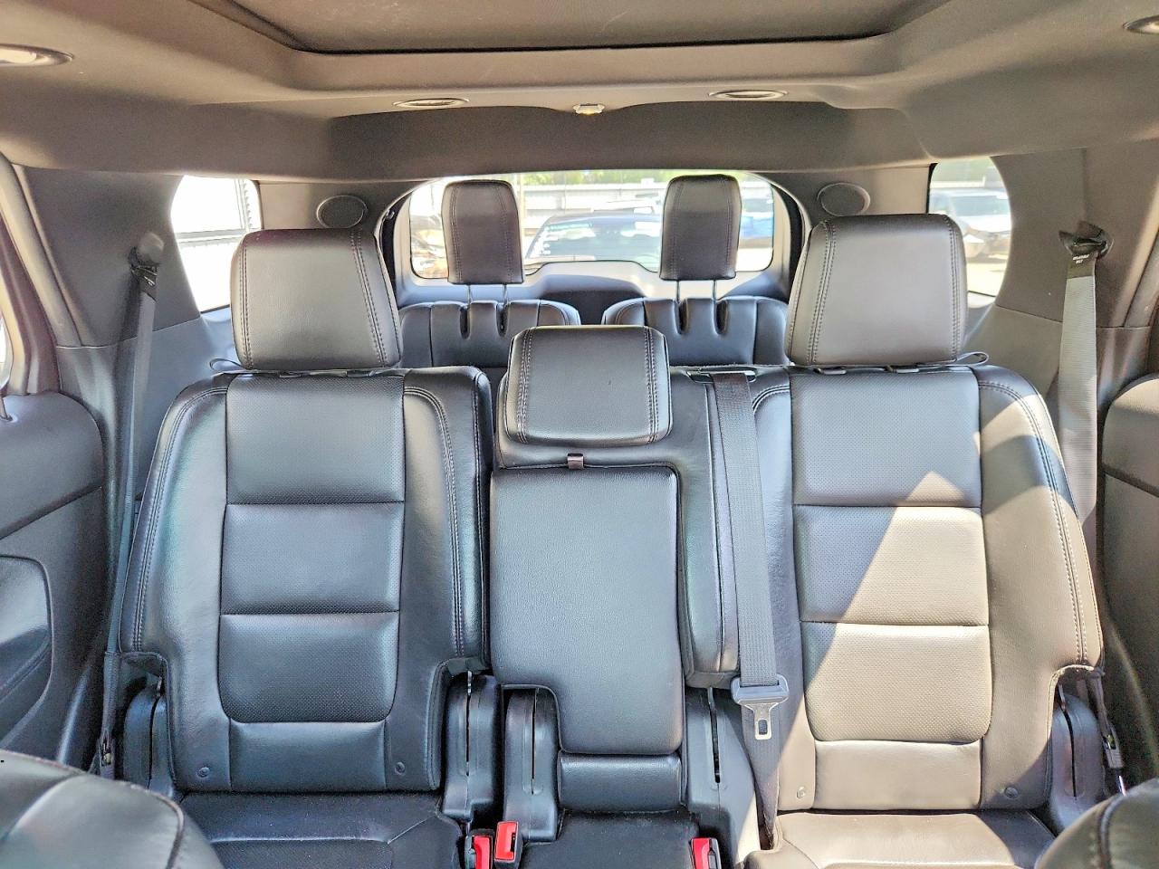 2015 Ford Explorer Limited Red vin: 1FM5K7F96FGA07187