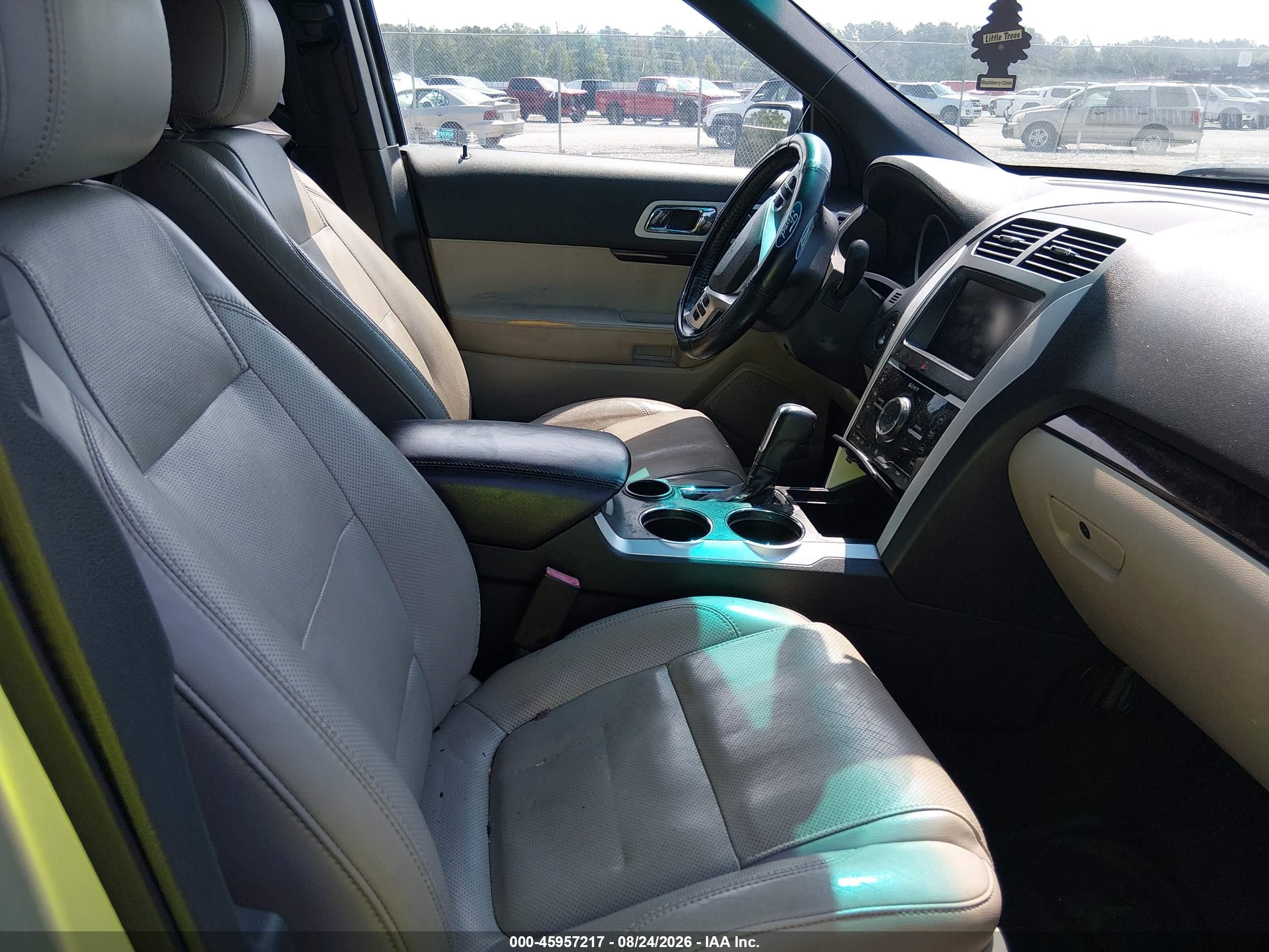 2013 Ford Explorer Limited Серебряный vin: 1FM5K7F97DGA20477