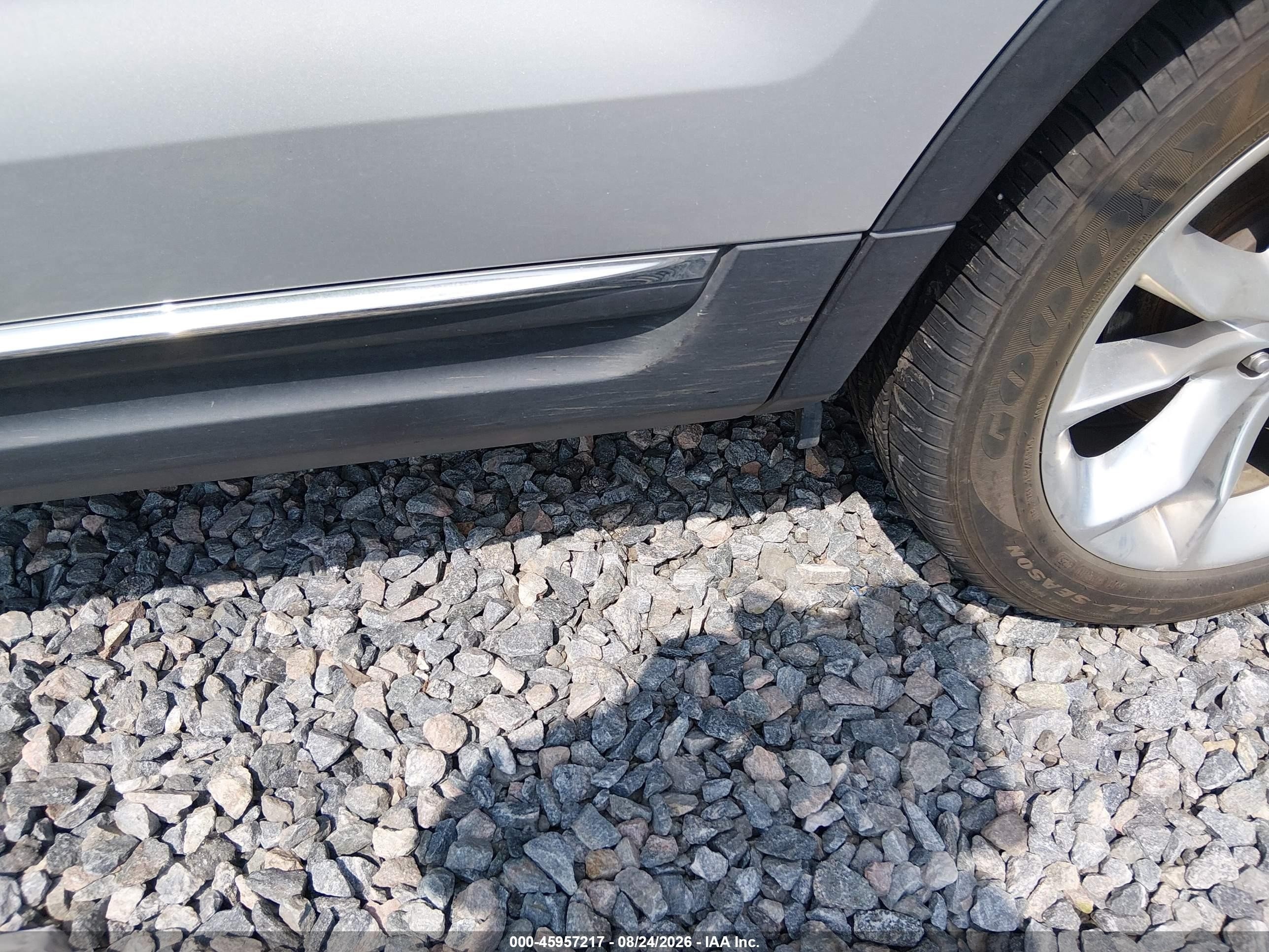 2013 Ford Explorer Limited Серебряный vin: 1FM5K7F97DGA20477