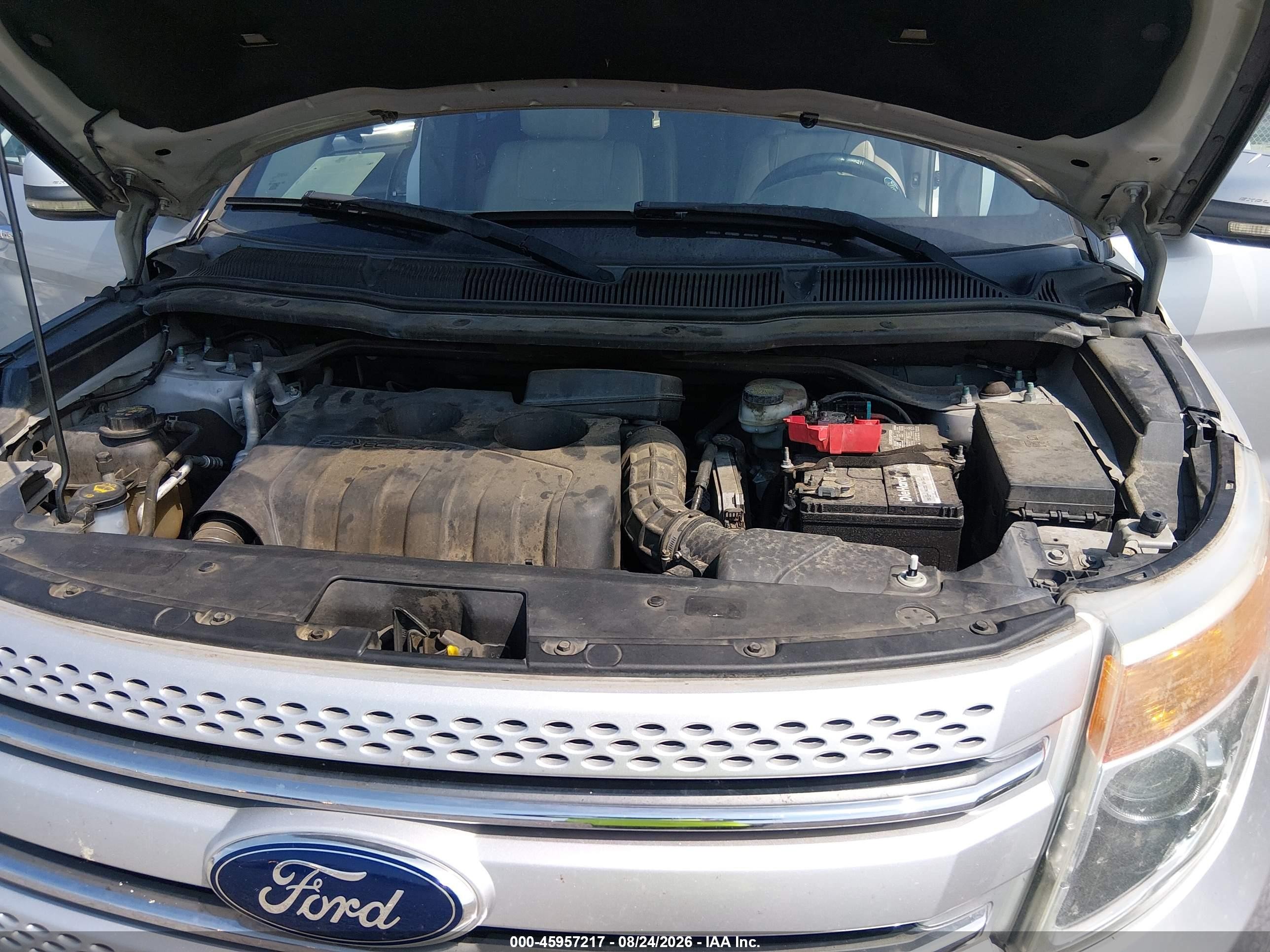 2013 Ford Explorer Limited Серебряный vin: 1FM5K7F97DGA20477