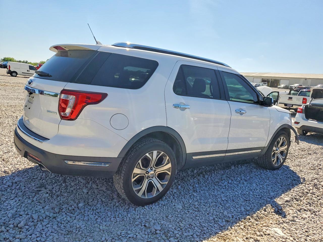 2019 Ford Explorer Limited White vin: 1FM5K7FHXKGB02207
