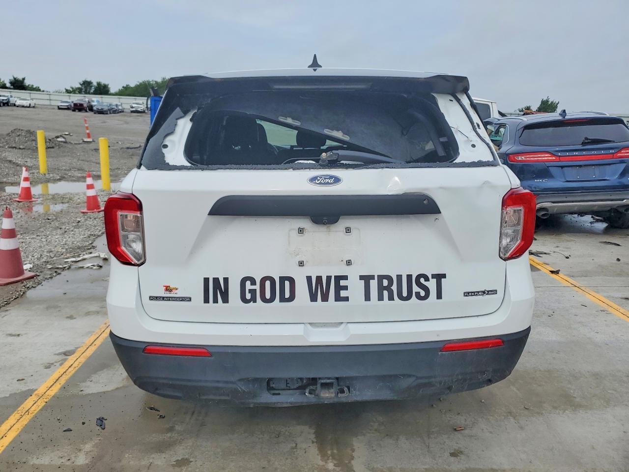 2022 Ford Explorer Police Interceptor Белый vin: 1FM5K8AB0NGA42810