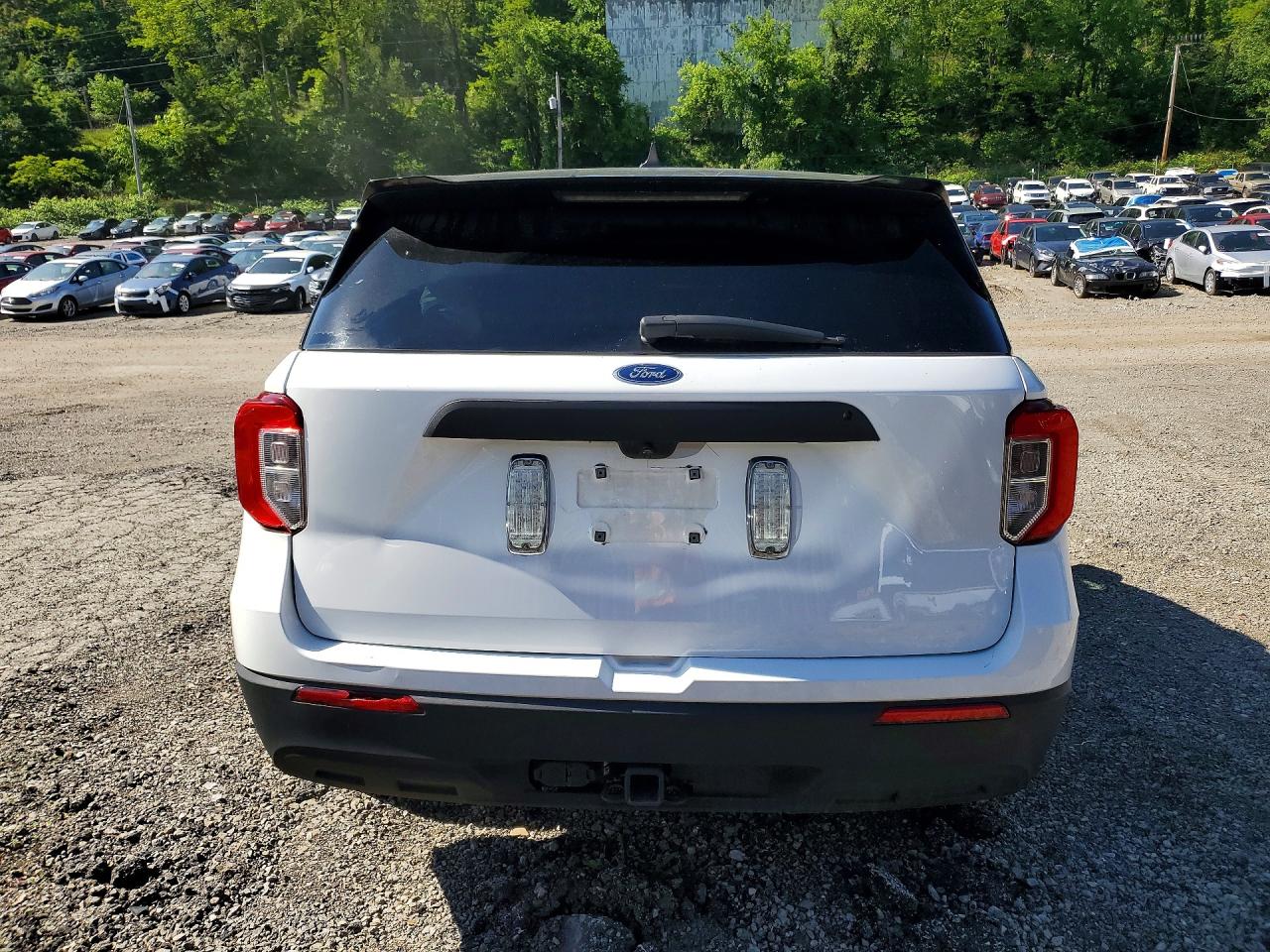 2023 Ford Explorer Police Interceptor White vin: 1FM5K8AB2PGA62575