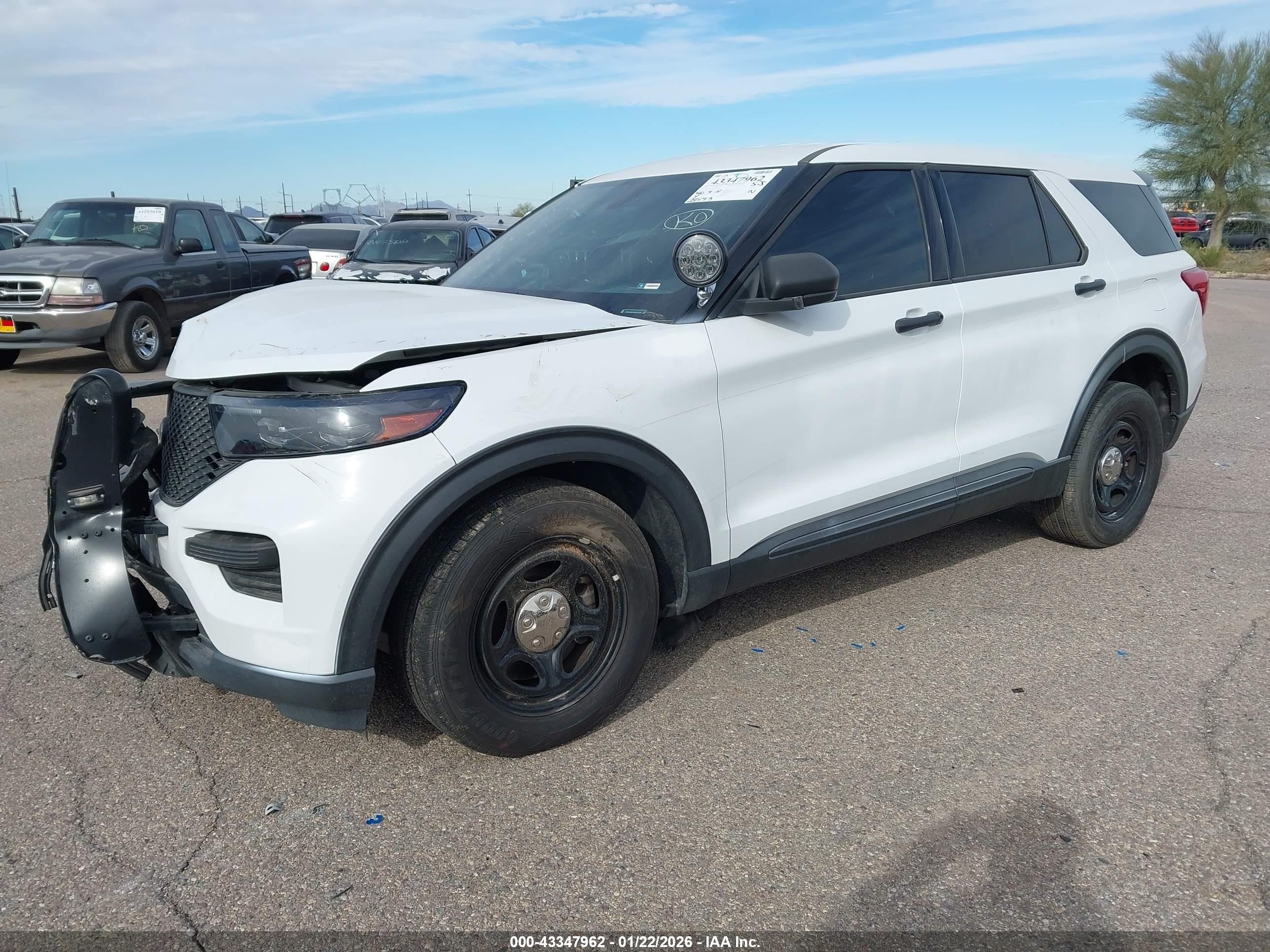 2021 Ford Explorer Police Interceptor White vin: 1FM5K8AB3MGA42430