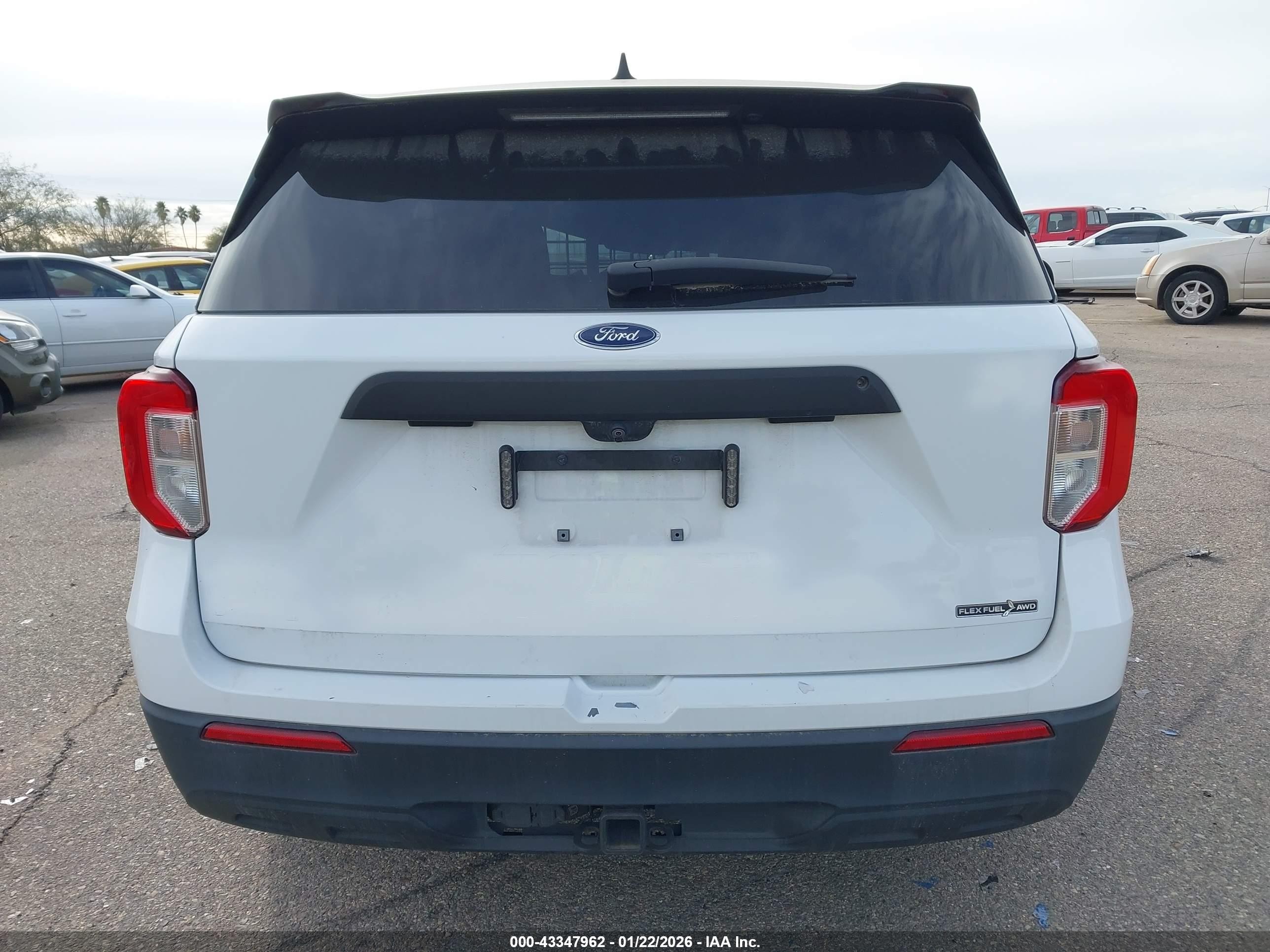 2021 Ford Explorer Police Interceptor White vin: 1FM5K8AB3MGA42430