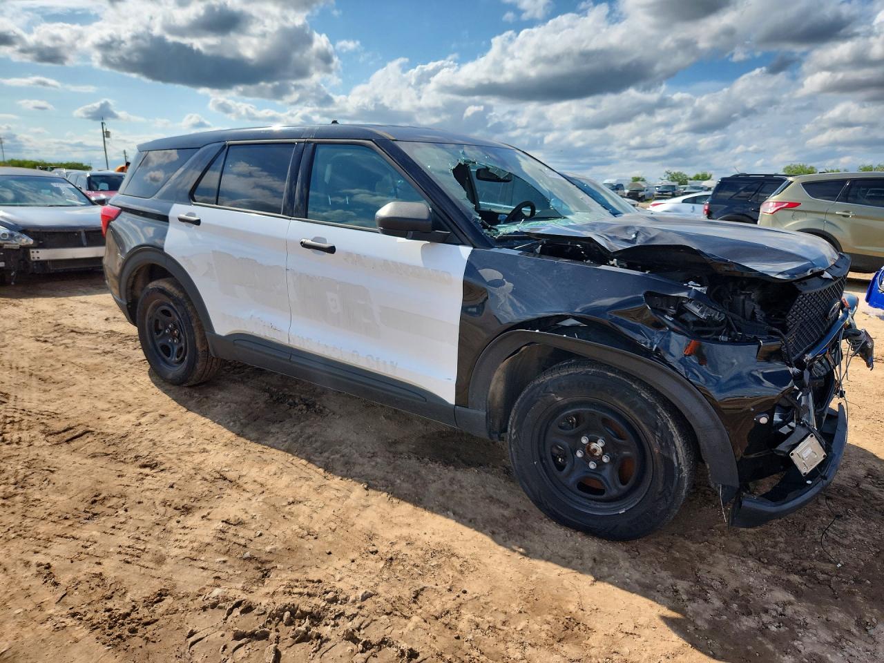 2022 Ford Explorer Police Interceptor Two Tone vin: 1FM5K8AB4NGA48741