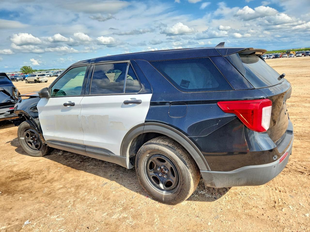 2022 Ford Explorer Police Interceptor Two Tone vin: 1FM5K8AB4NGA48741