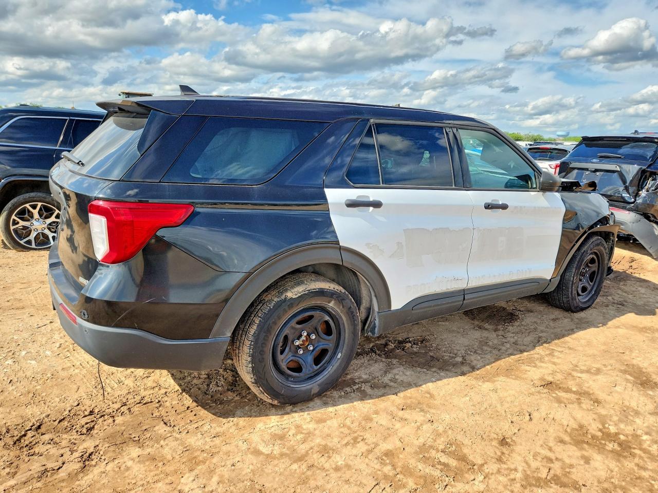 2022 Ford Explorer Police Interceptor Two Tone vin: 1FM5K8AB4NGA48741