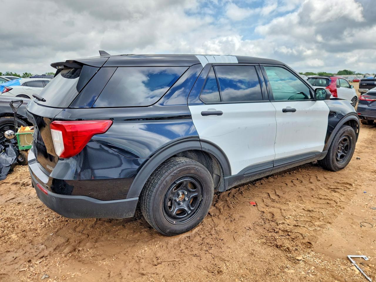 2024 Ford Explorer Police Interceptor Black vin: 1FM5K8AB6RGA67474
