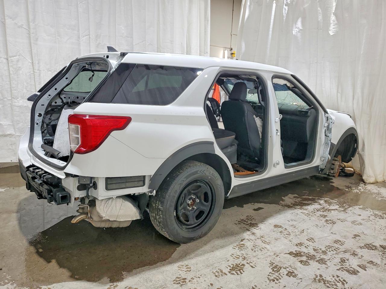 2022 Ford Explorer Police Interceptor White vin: 1FM5K8AB7NGA32470