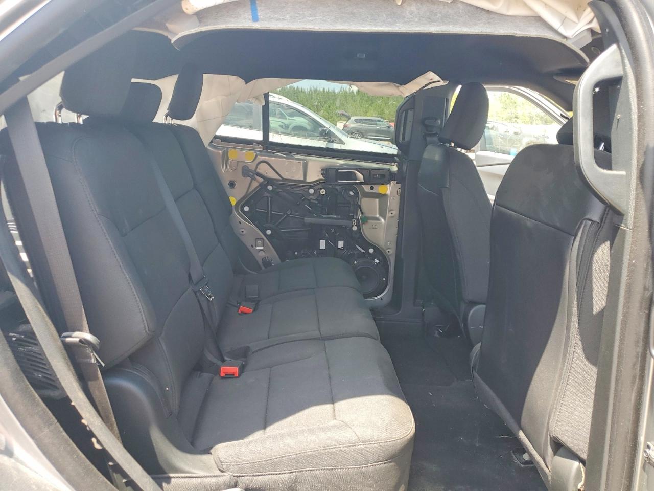 2024 Ford Explorer Police Interceptor Silver vin: 1FM5K8AB7RGA24455