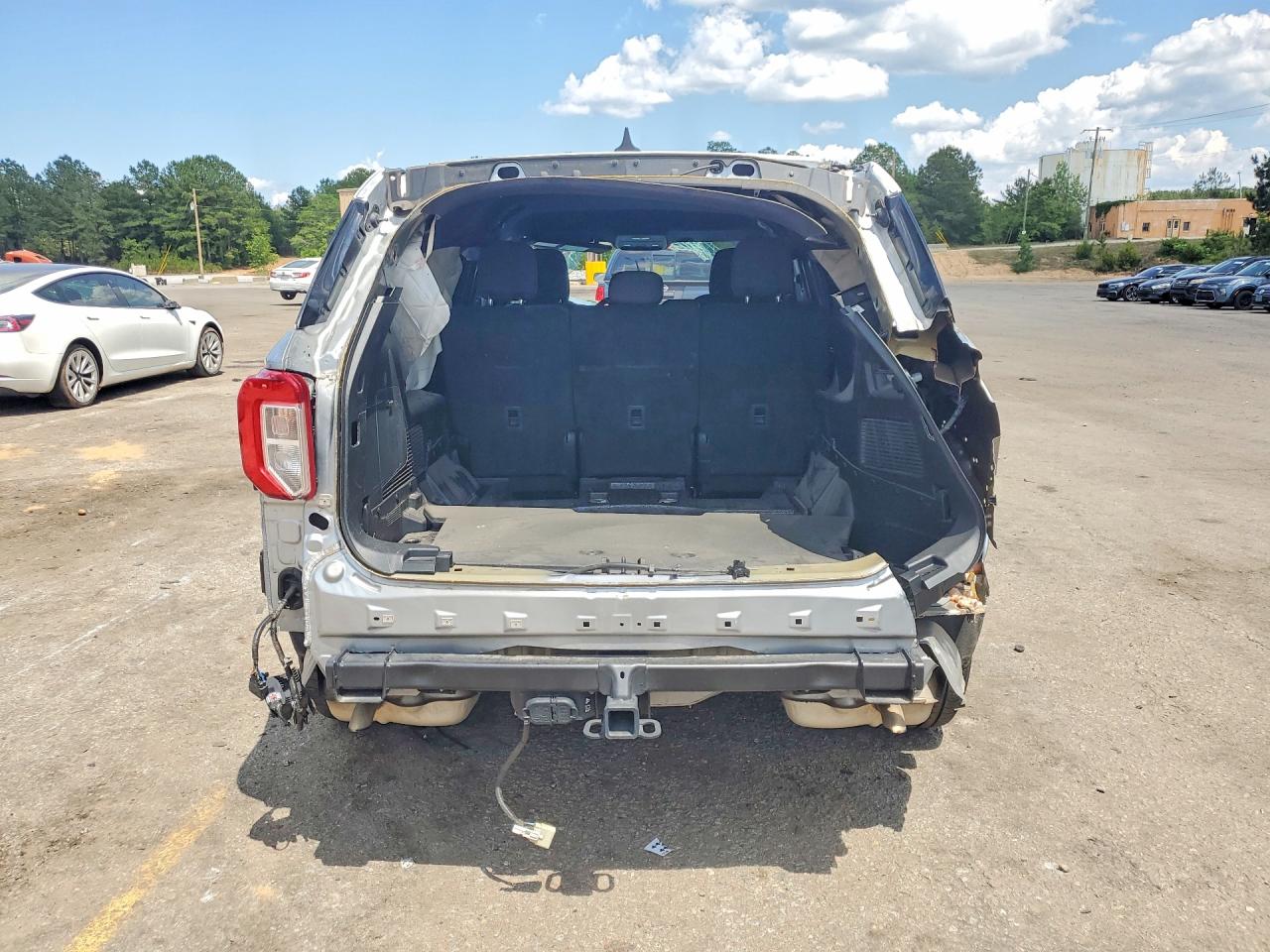 2024 Ford Explorer Police Interceptor Silver vin: 1FM5K8AB7RGA24455