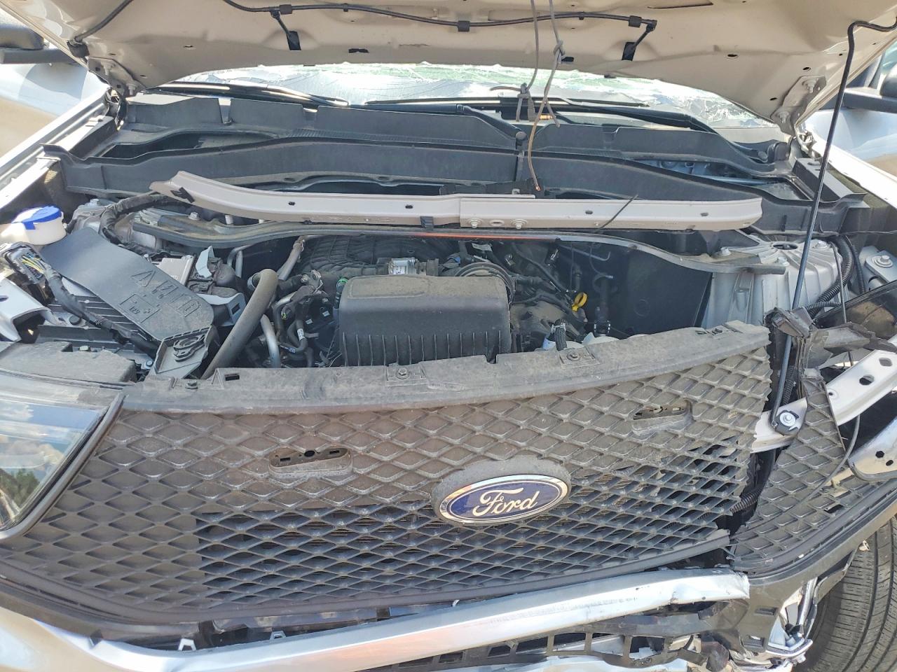 2024 Ford Explorer Police Interceptor Silver vin: 1FM5K8AB7RGA24455