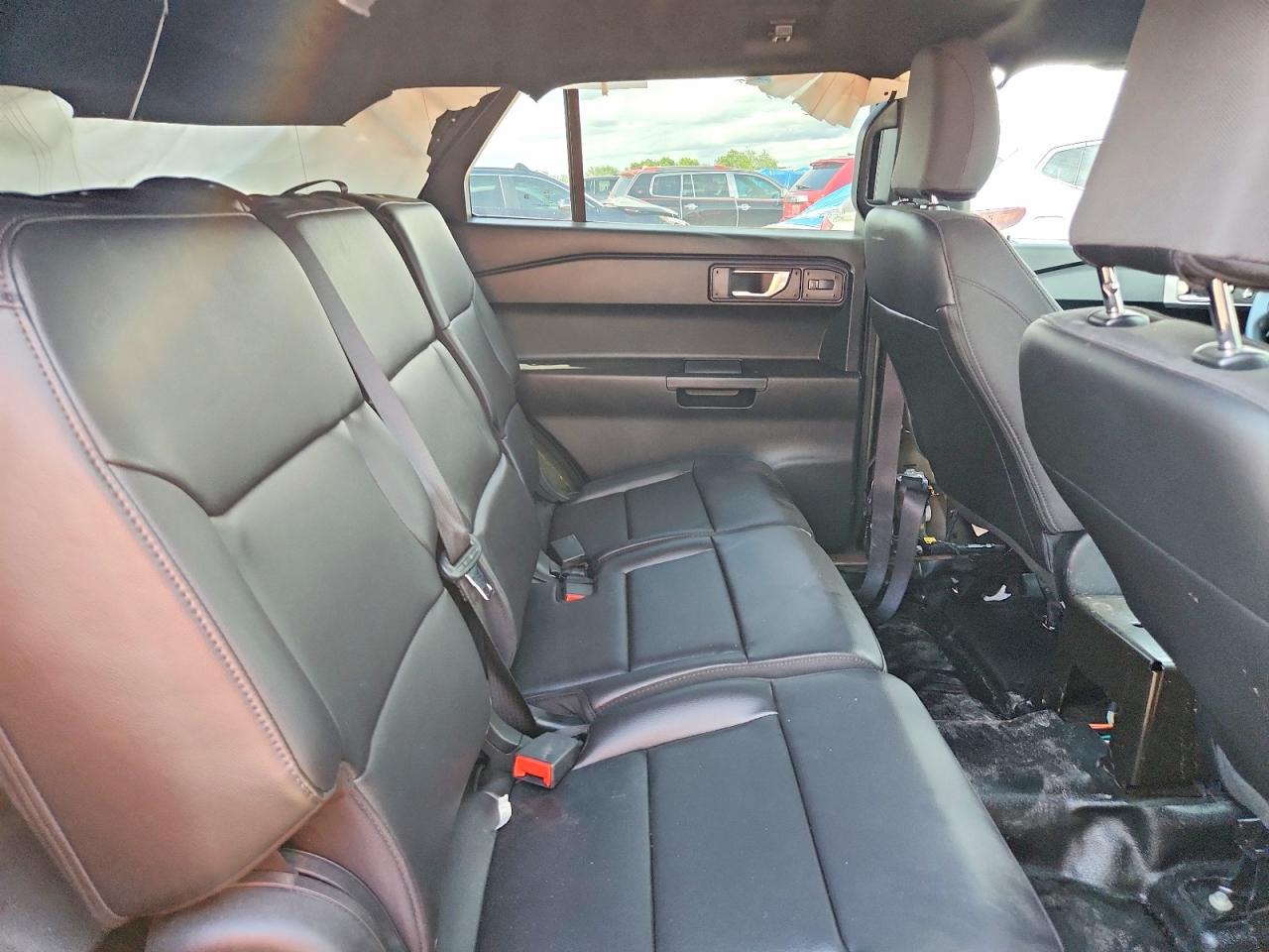 2024 Ford Explorer Police Interceptor Black vin: 1FM5K8AB9RGA68148