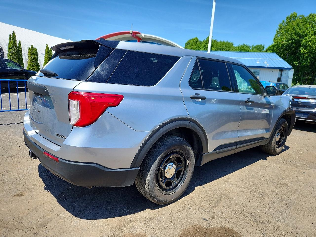 2023 Ford Explorer Police Interceptor Silver vin: 1FM5K8ABXPGA20669